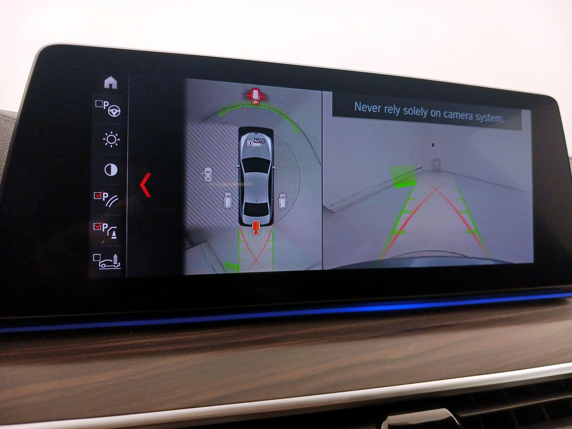 Thumbnail: 2019 BMW 5 Series - 15