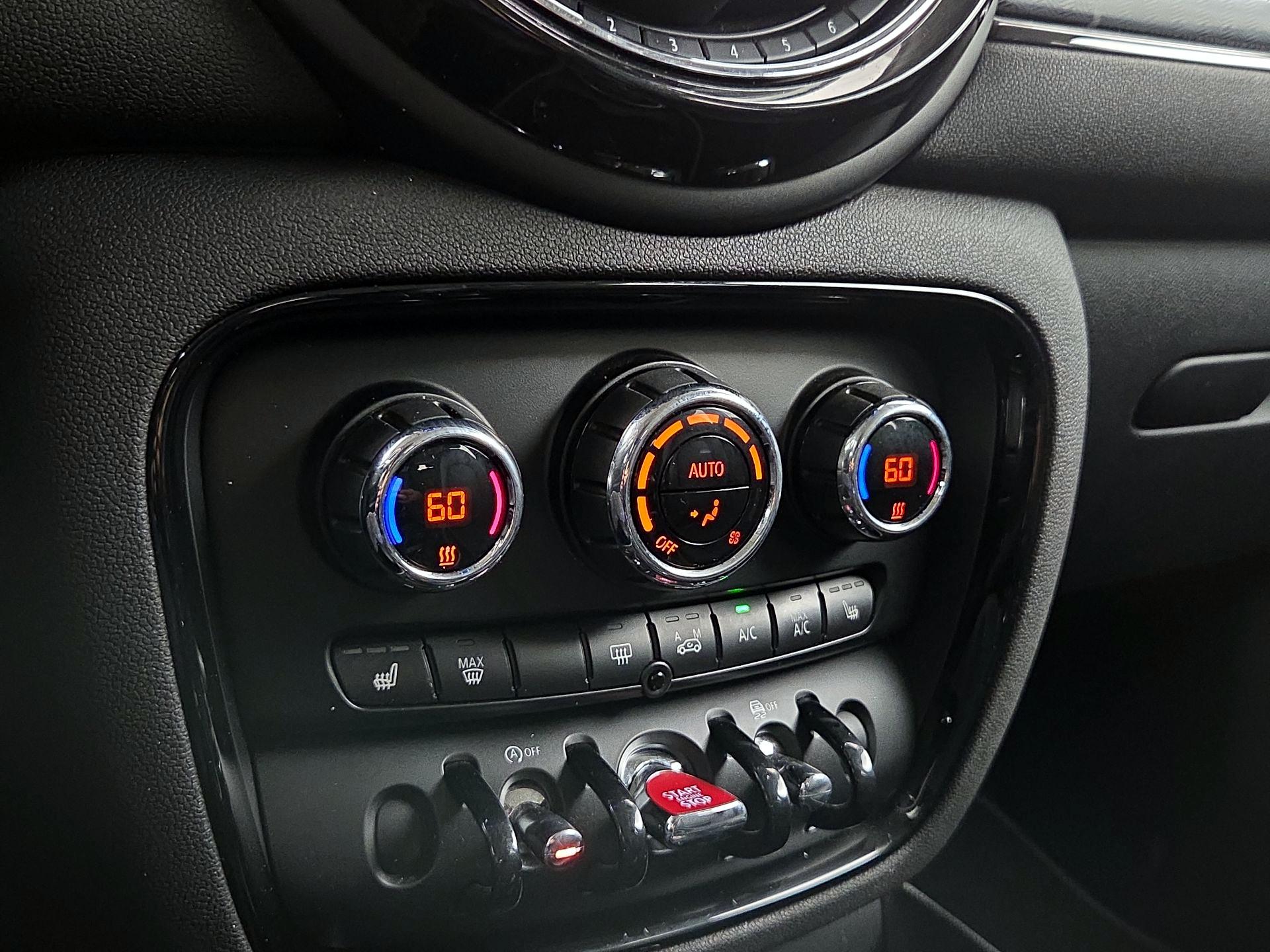 Thumbnail: 2017 MINI Cooper Clubman - 15