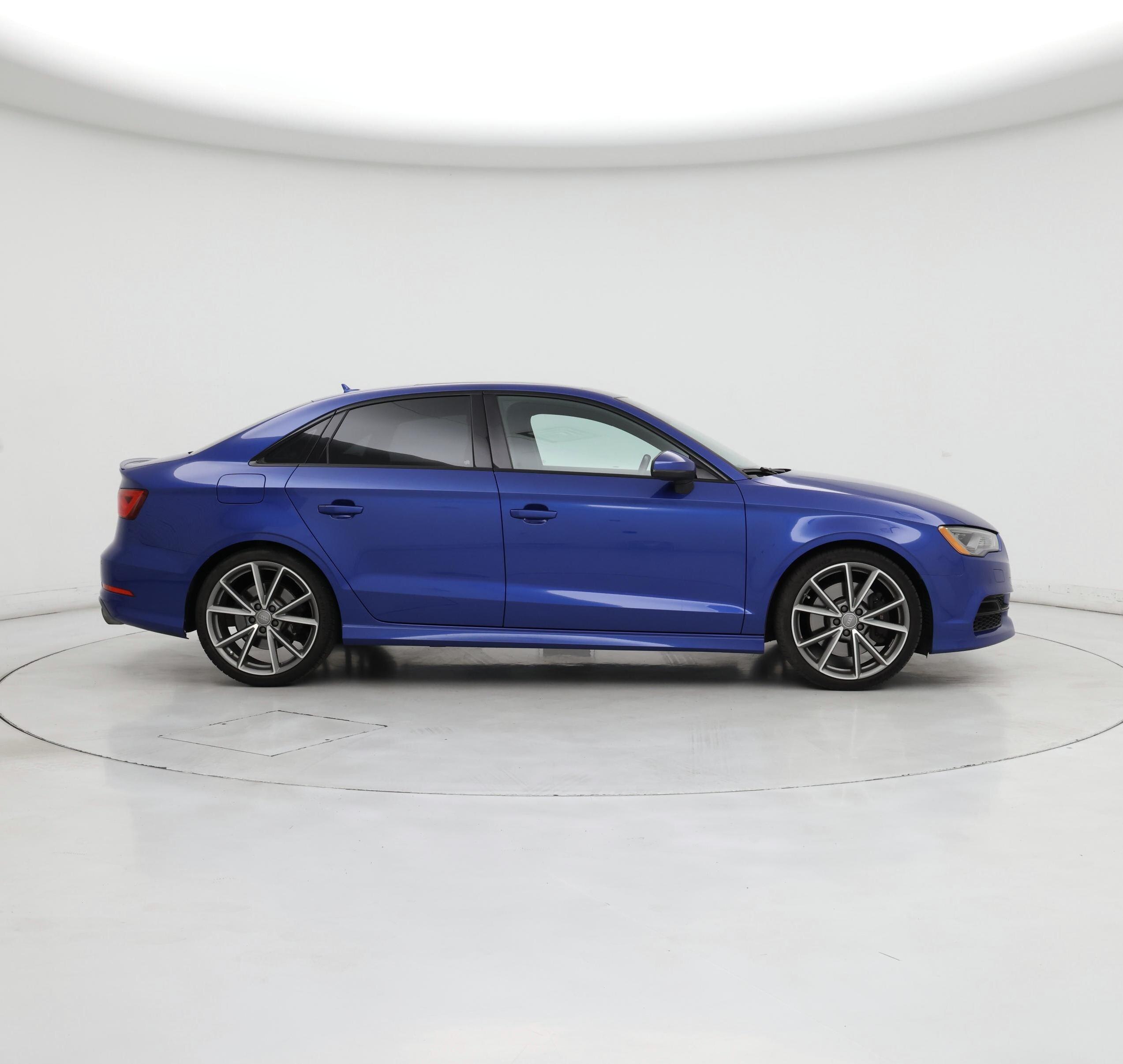 Thumbnail: 2016 Audi S3 - 7