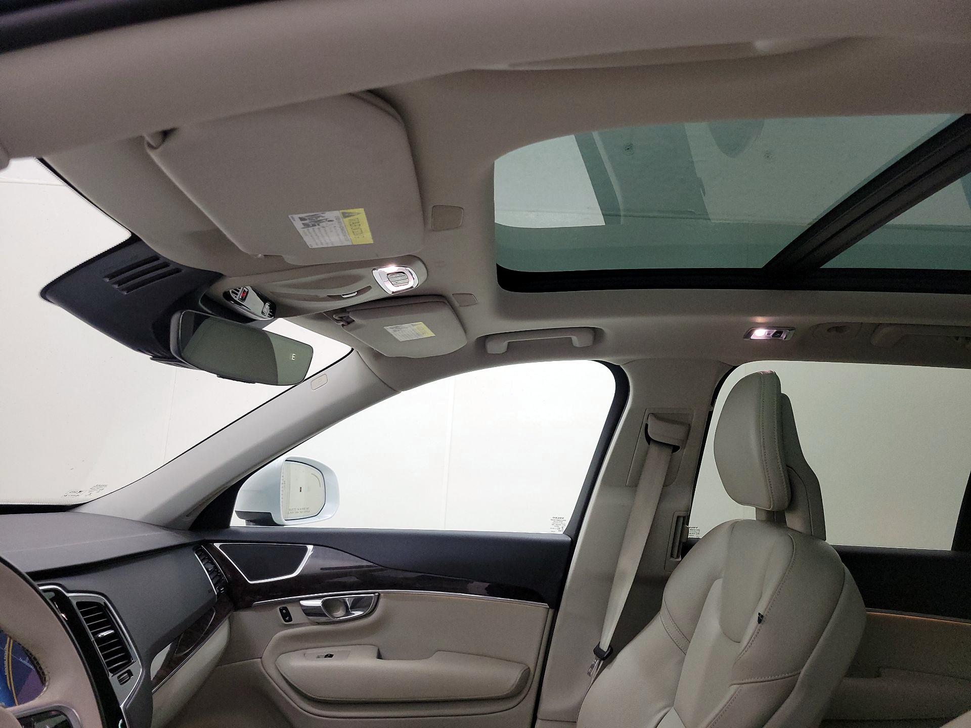 Thumbnail: 2016 Volvo XC90 - 19