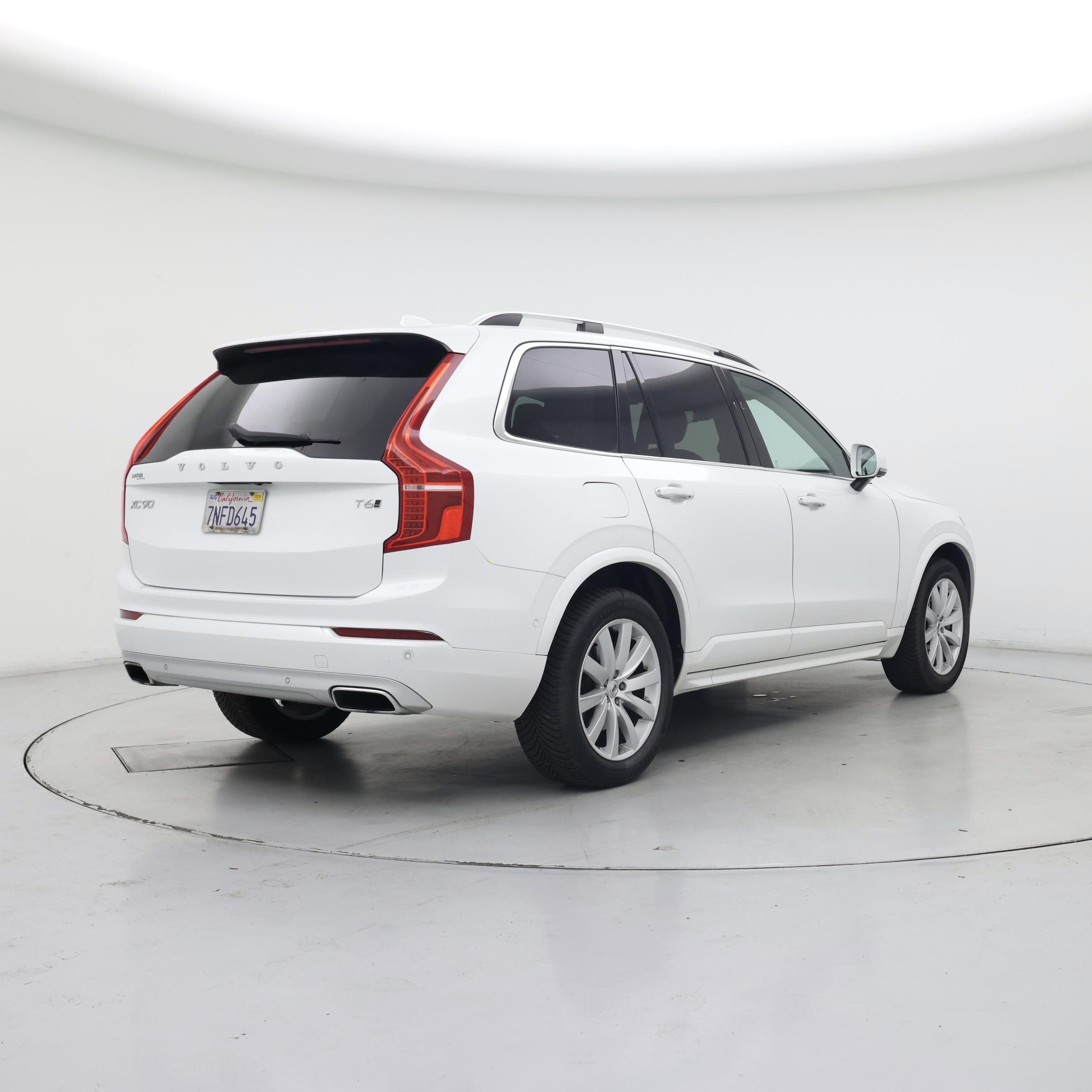 Thumbnail: 2016 Volvo XC90 - 8