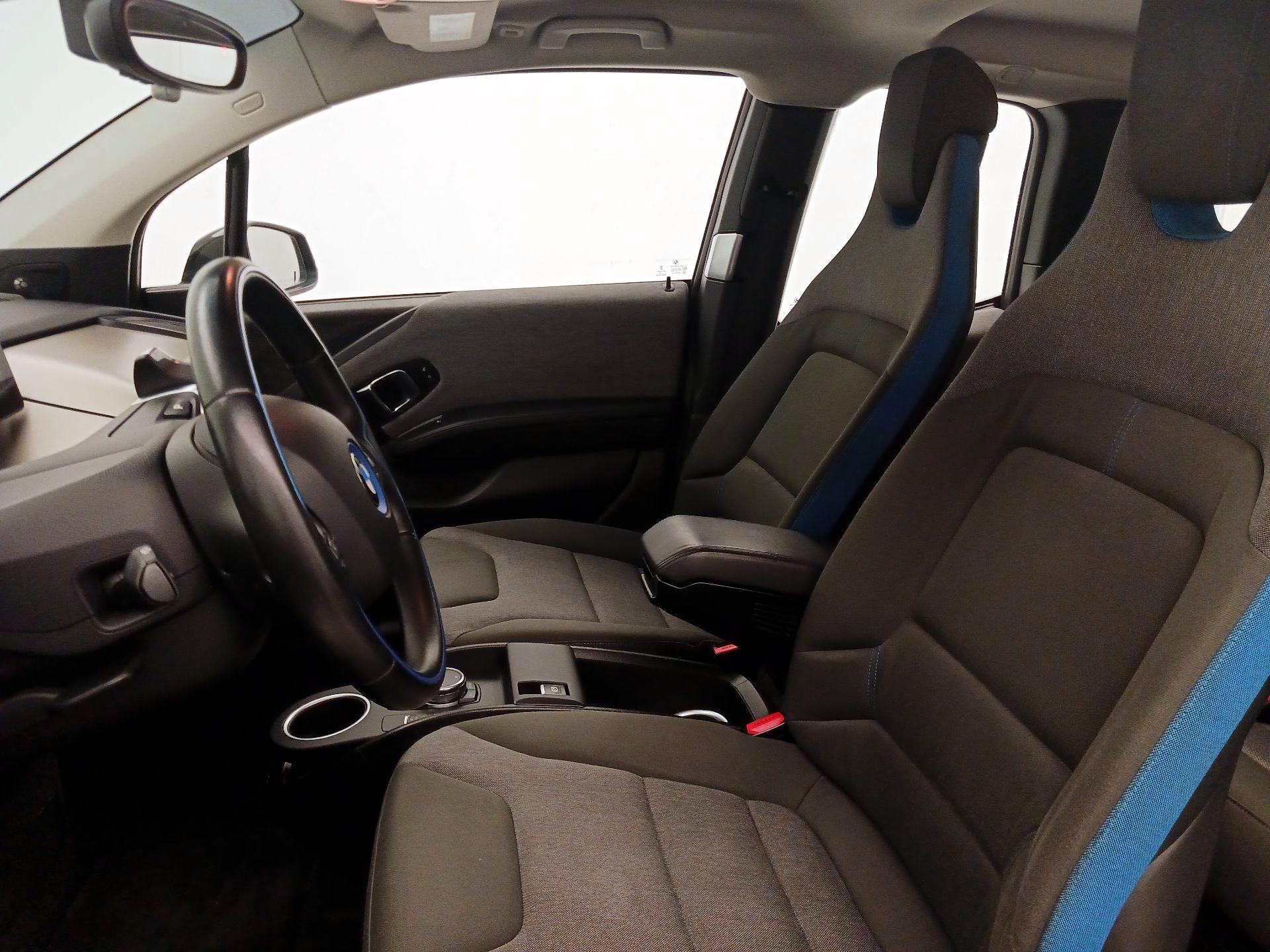 Thumbnail: 2016 BMW i3 - 11