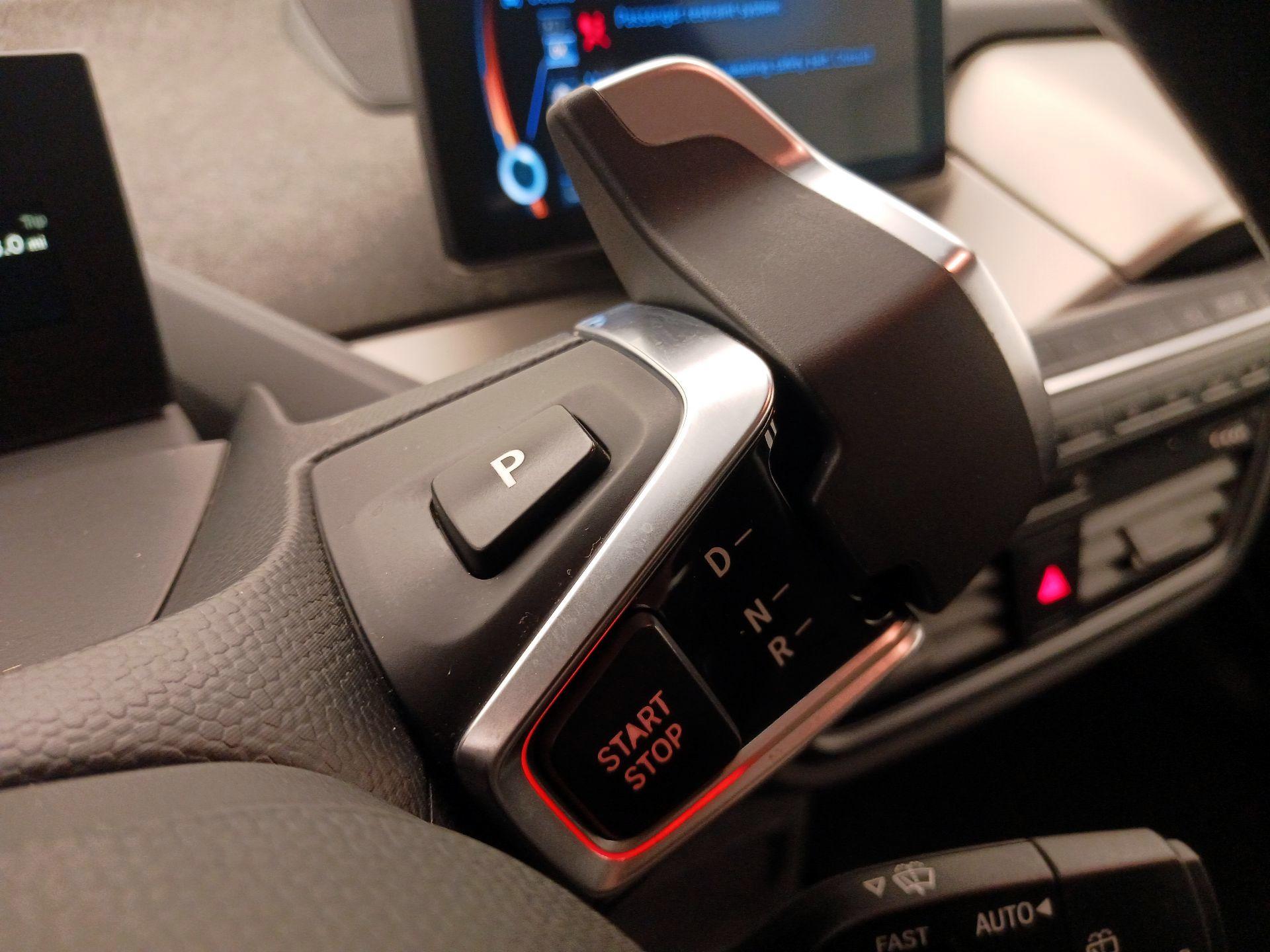 Thumbnail: 2016 BMW i3 - 18
