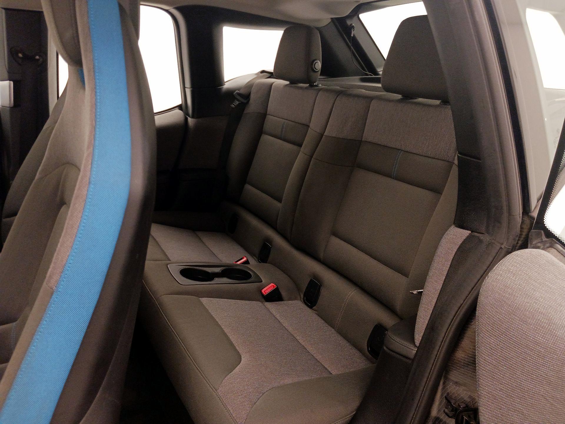 Thumbnail: 2016 BMW i3 - 20