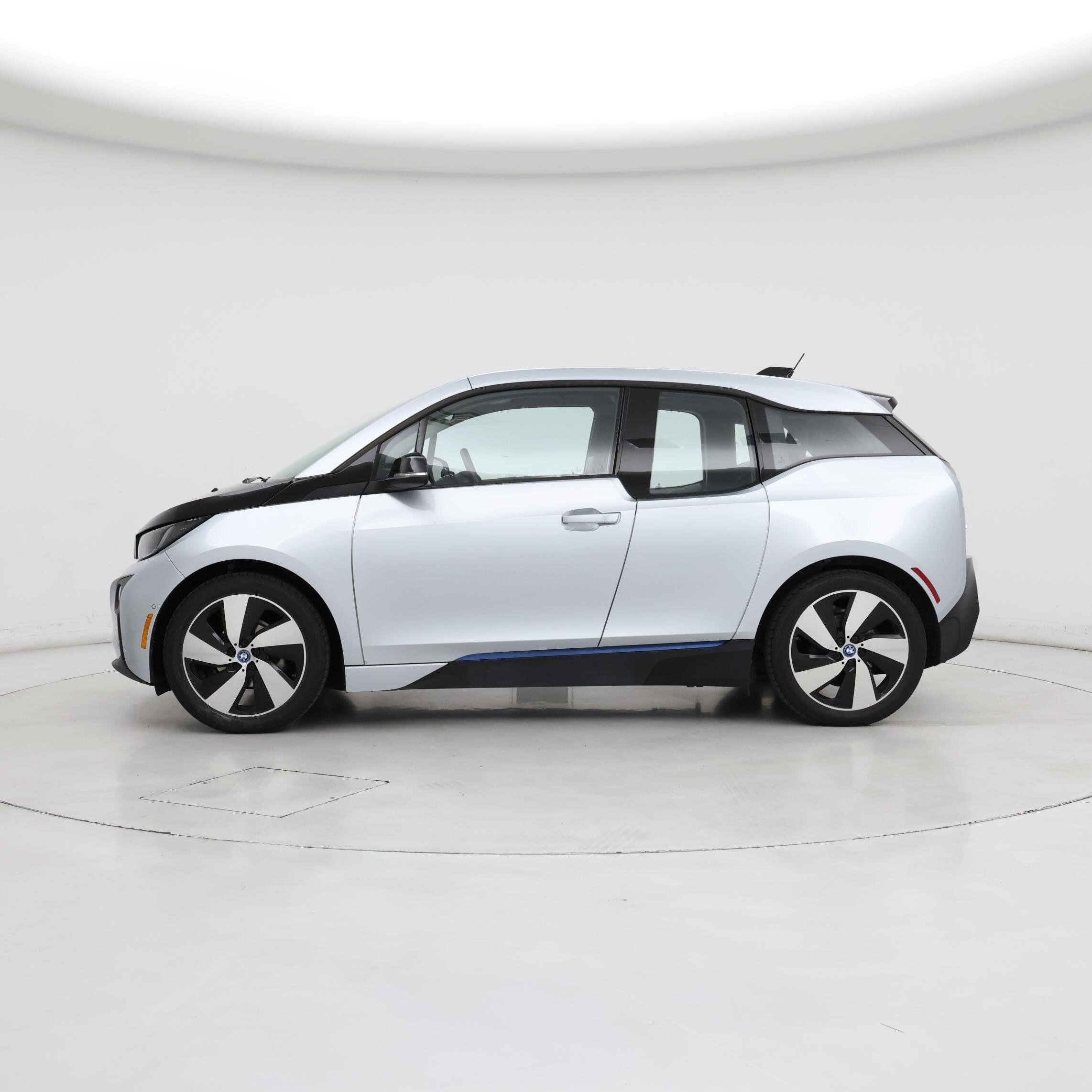 Thumbnail: 2016 BMW i3 - 3