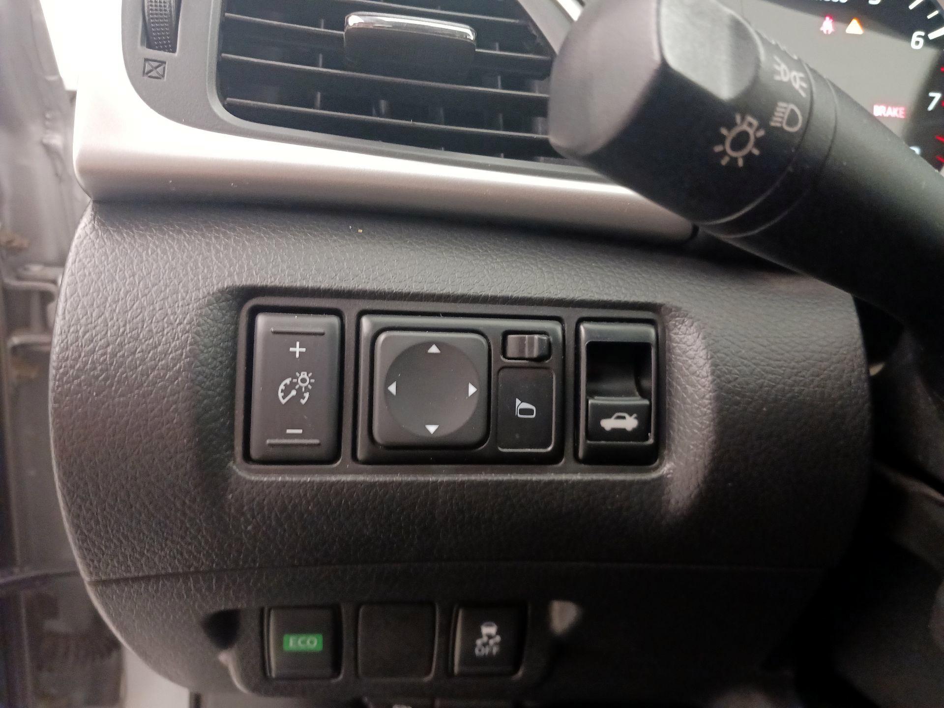 Thumbnail: 2019 Nissan Sentra - 13