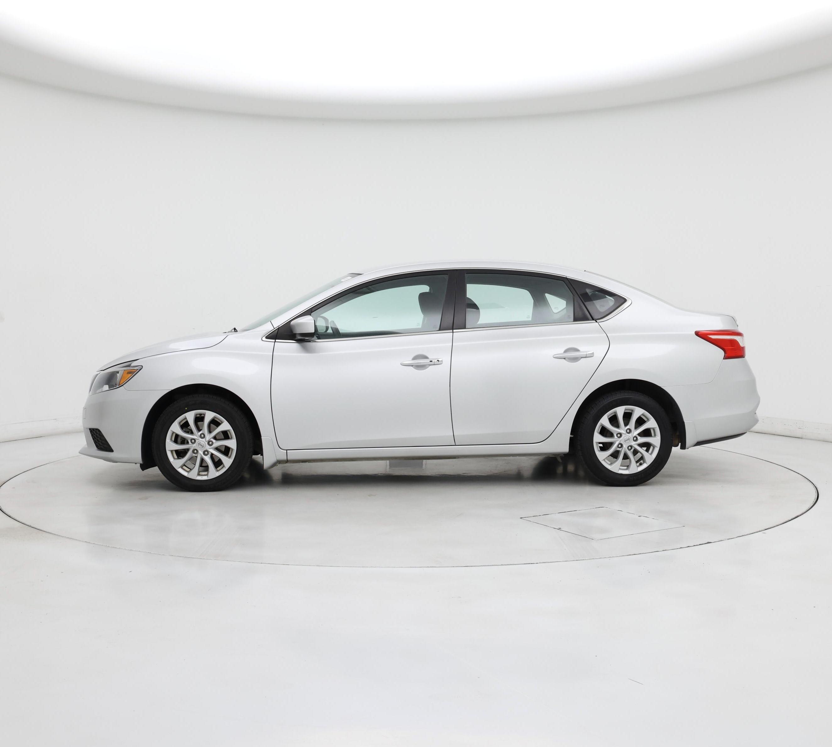 Thumbnail: 2019 Nissan Sentra - 3