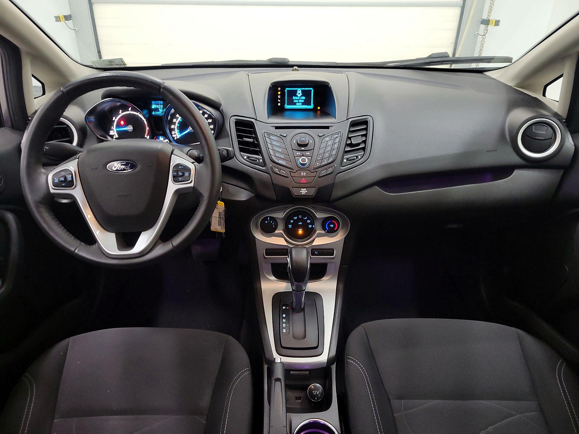 Thumbnail: 2014 Ford Fiesta - 9