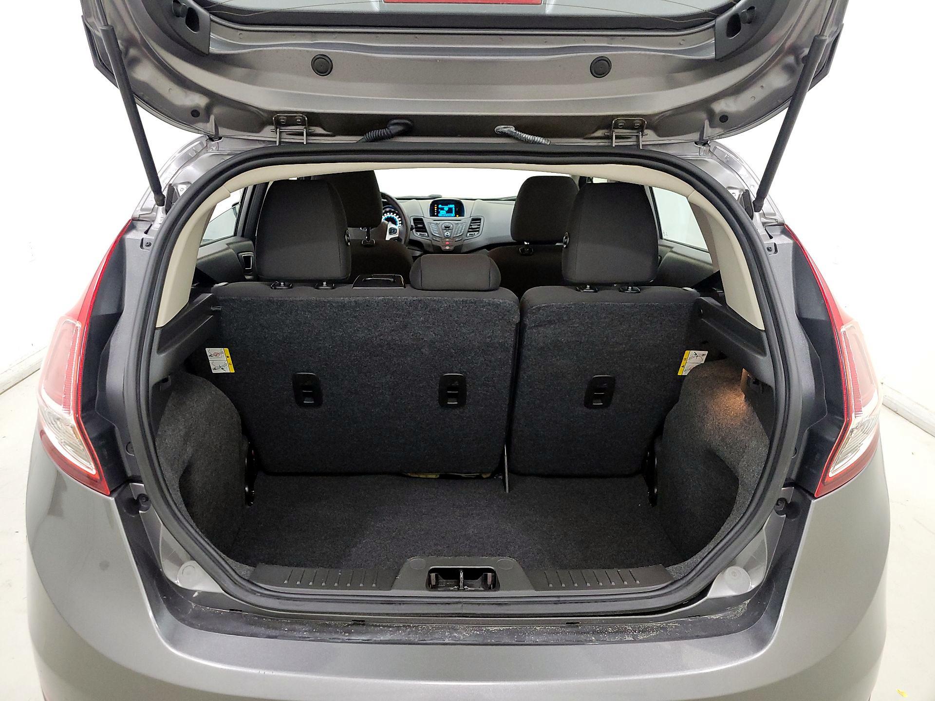 Thumbnail: 2014 Ford Fiesta - 19