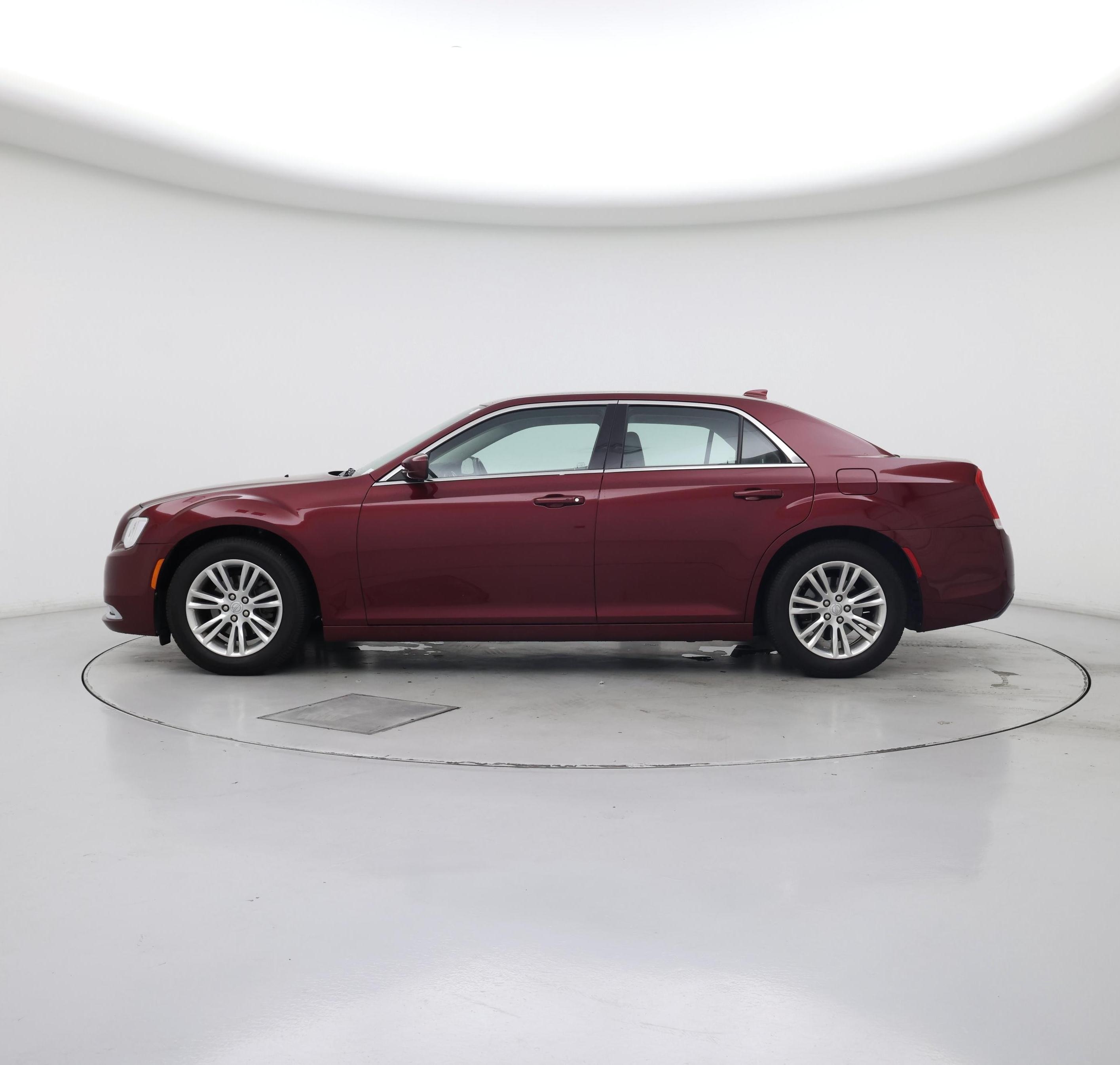 Thumbnail: 2018 Chrysler 300 - 3
