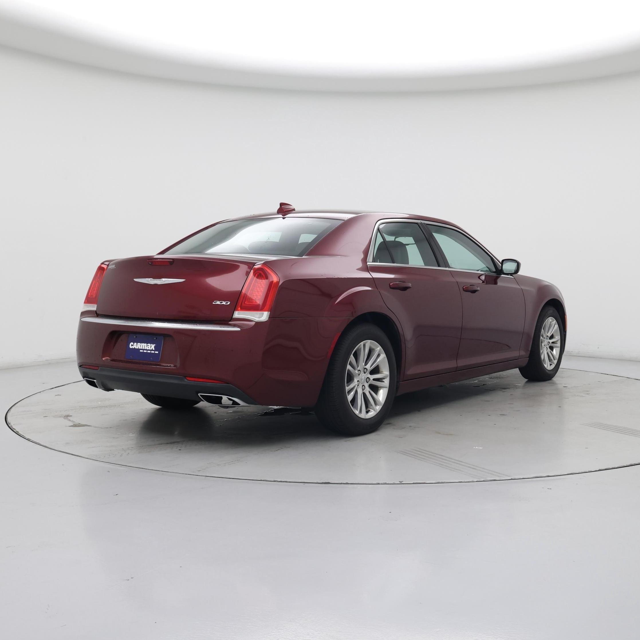 Thumbnail: 2018 Chrysler 300 - 8