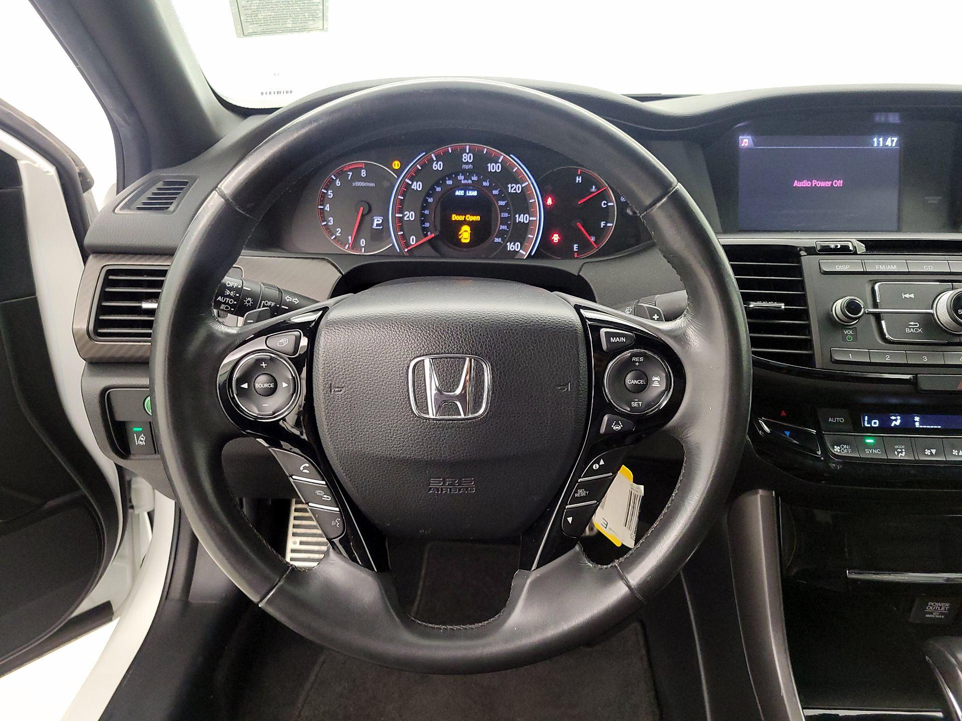 Thumbnail: 2016 Honda Accord - 10
