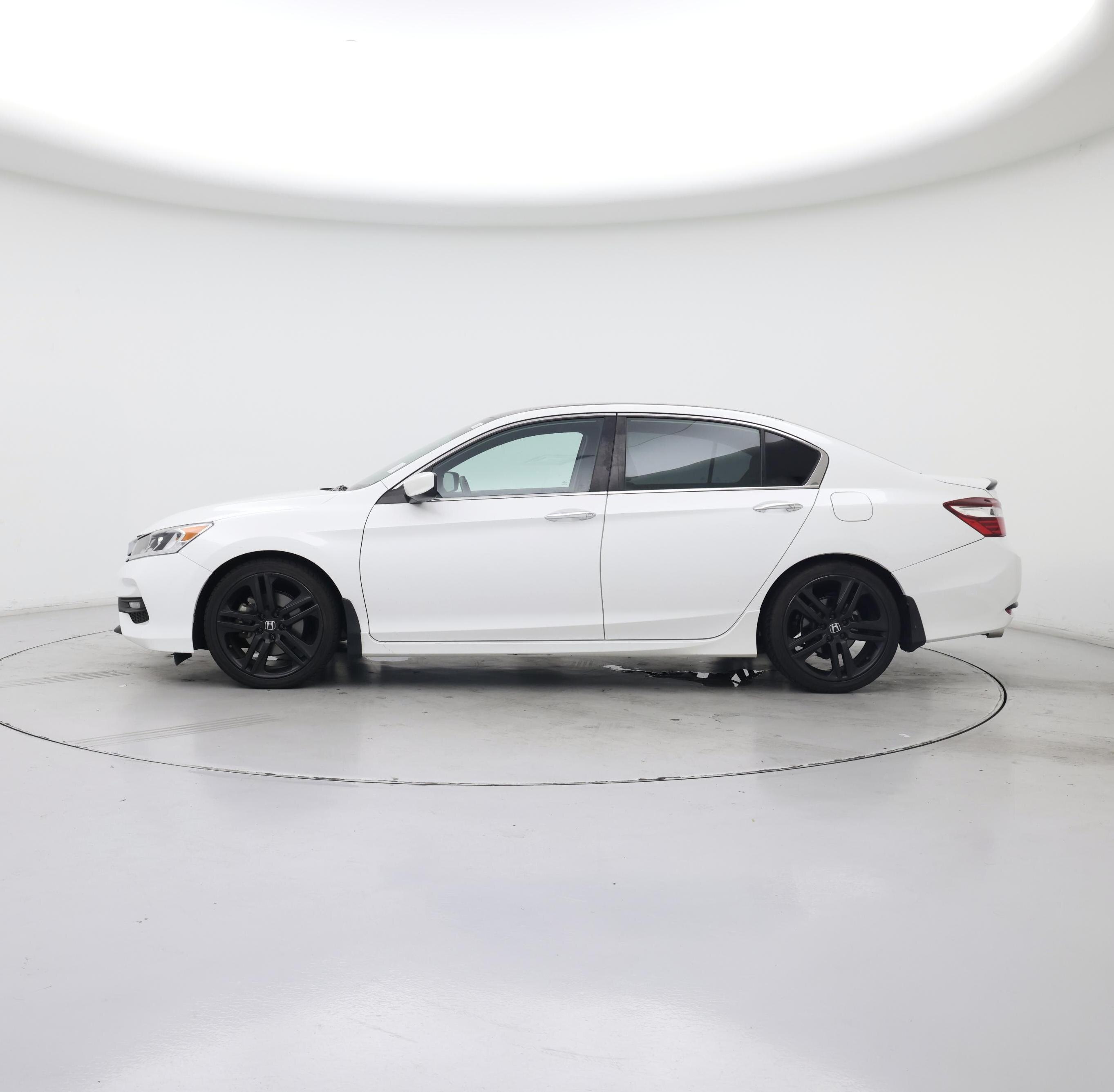 Thumbnail: 2016 Honda Accord - 3