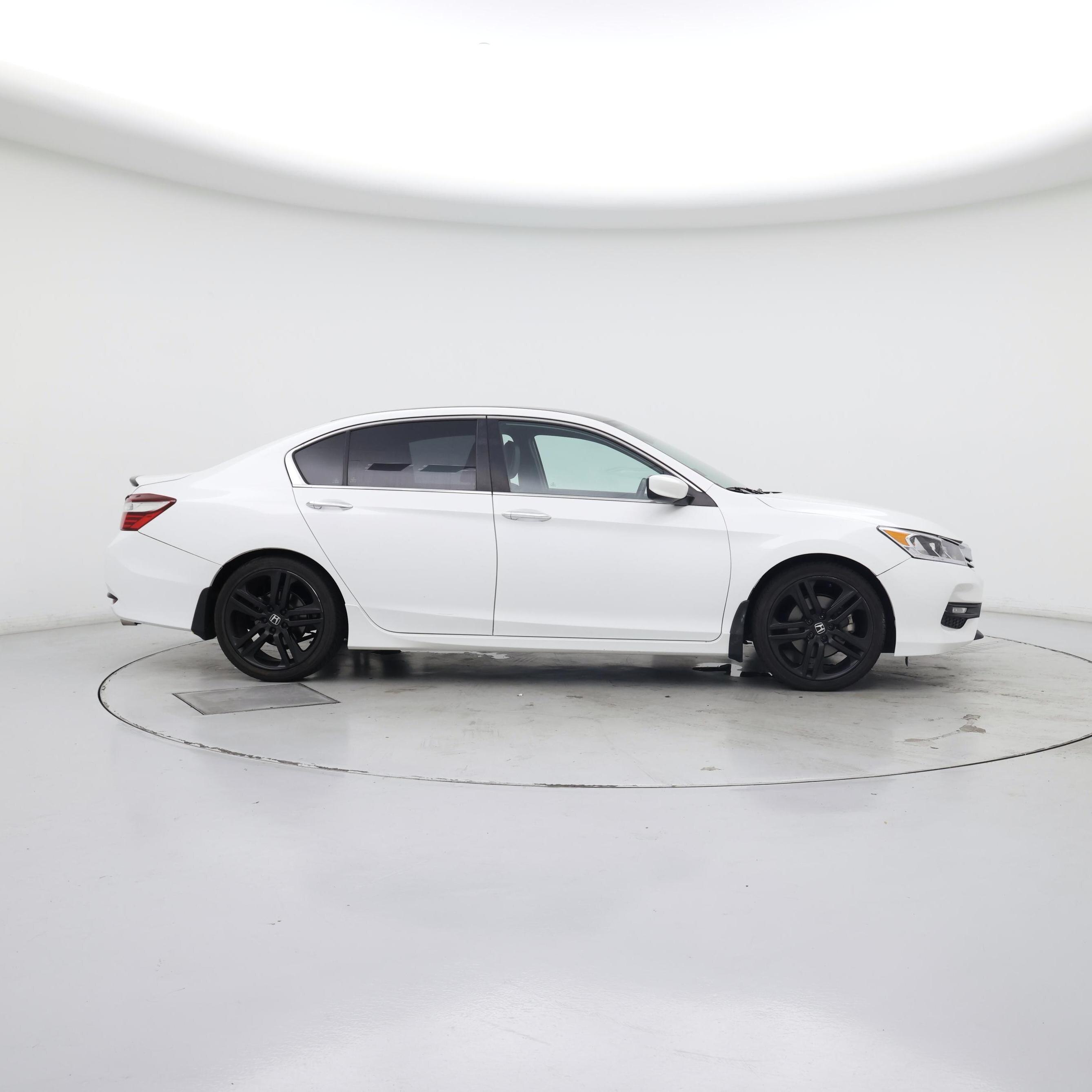 Thumbnail: 2016 Honda Accord - 7
