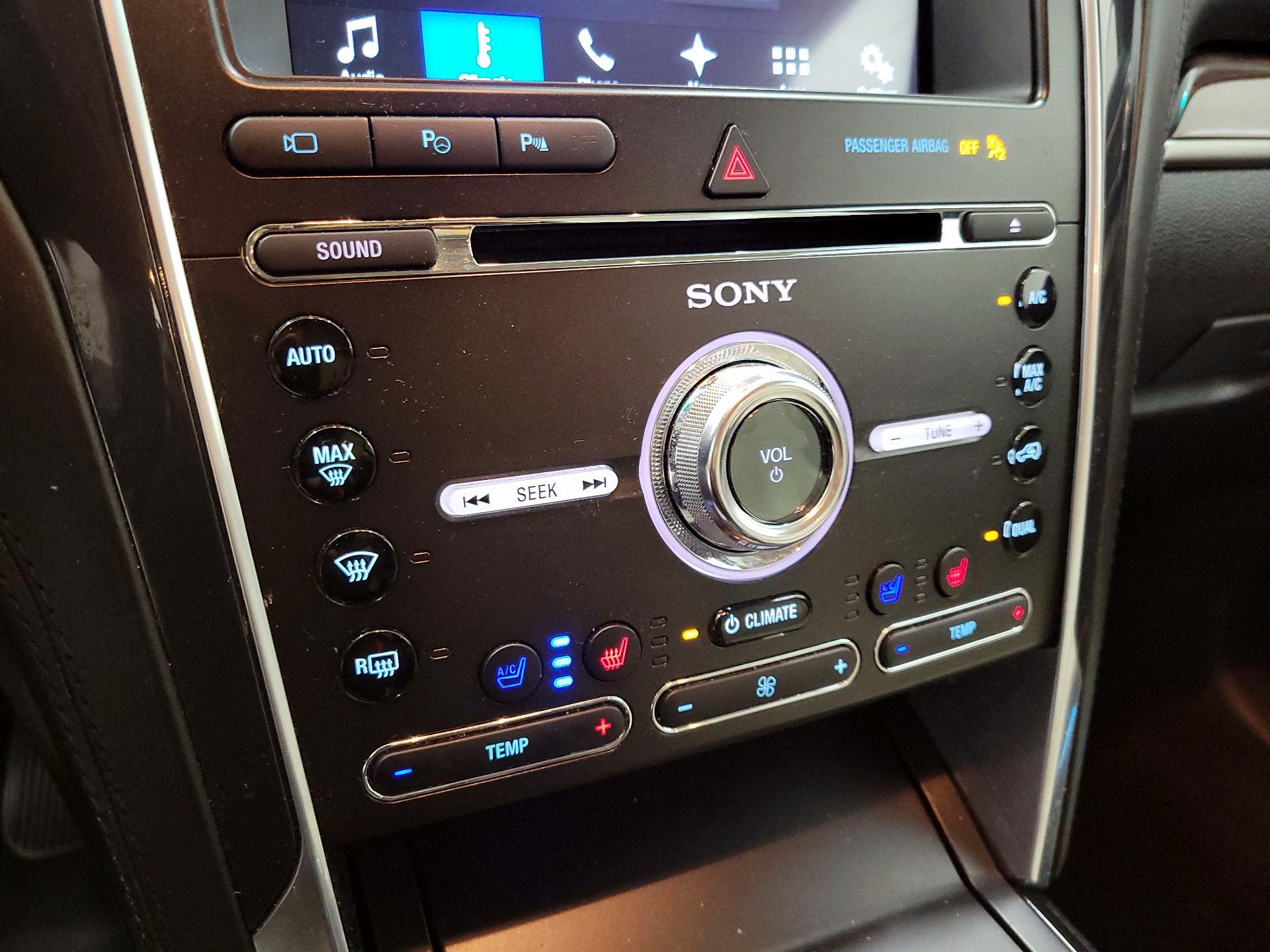 Thumbnail: 2017 Ford Explorer - 16