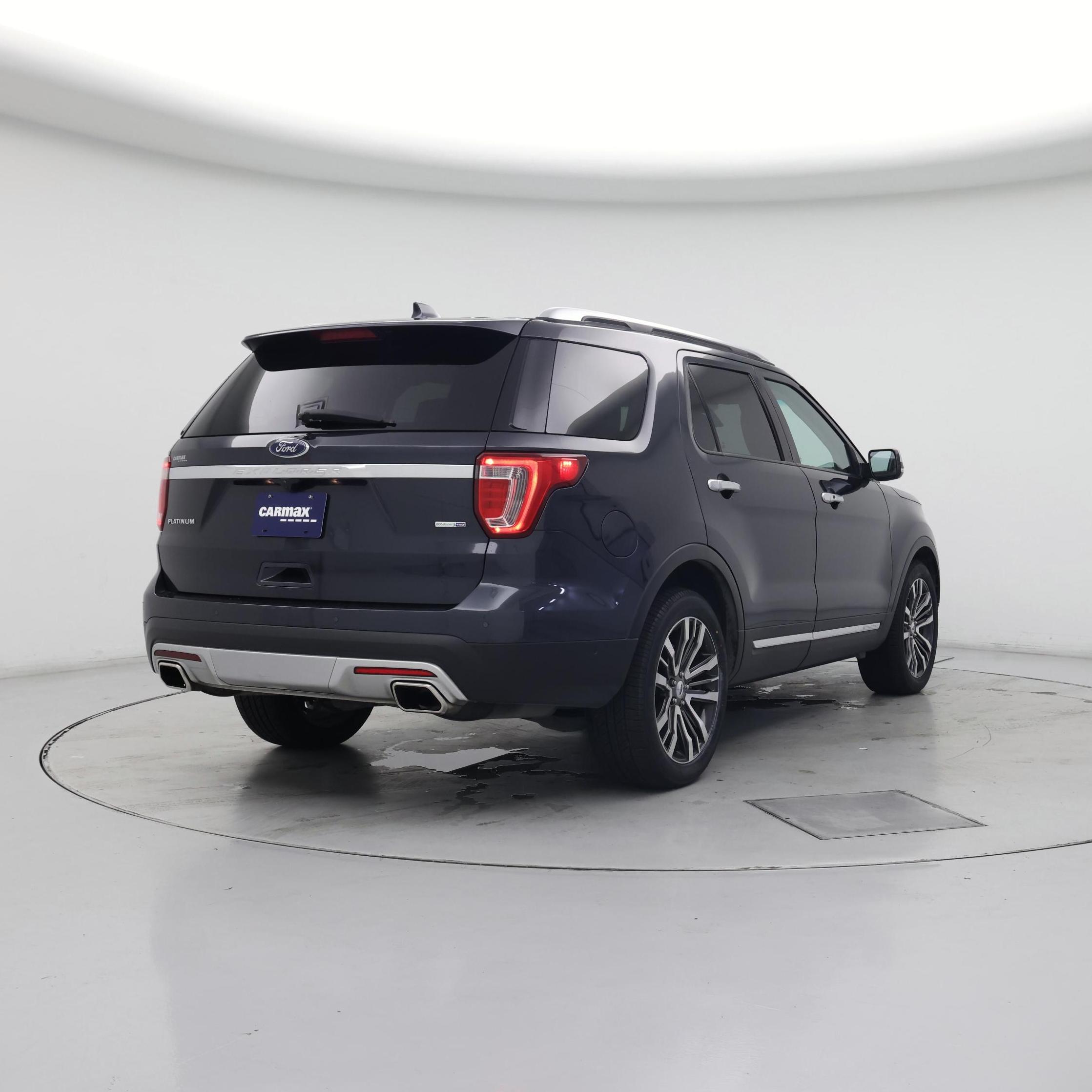 Thumbnail: 2017 Ford Explorer - 8