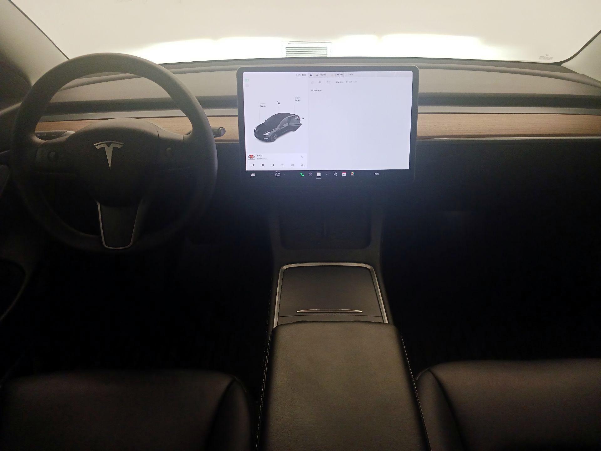 Thumbnail: 2021 Tesla Model 3 - 9
