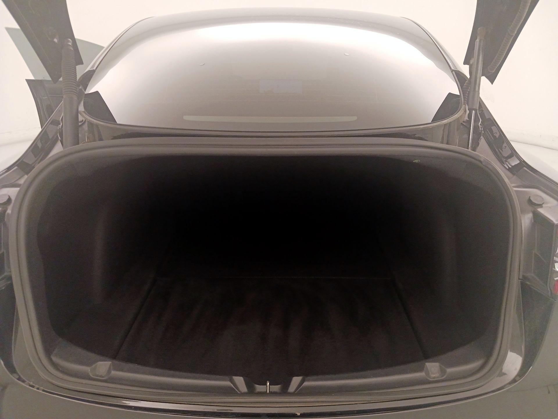 Thumbnail: 2021 Tesla Model 3 - 20