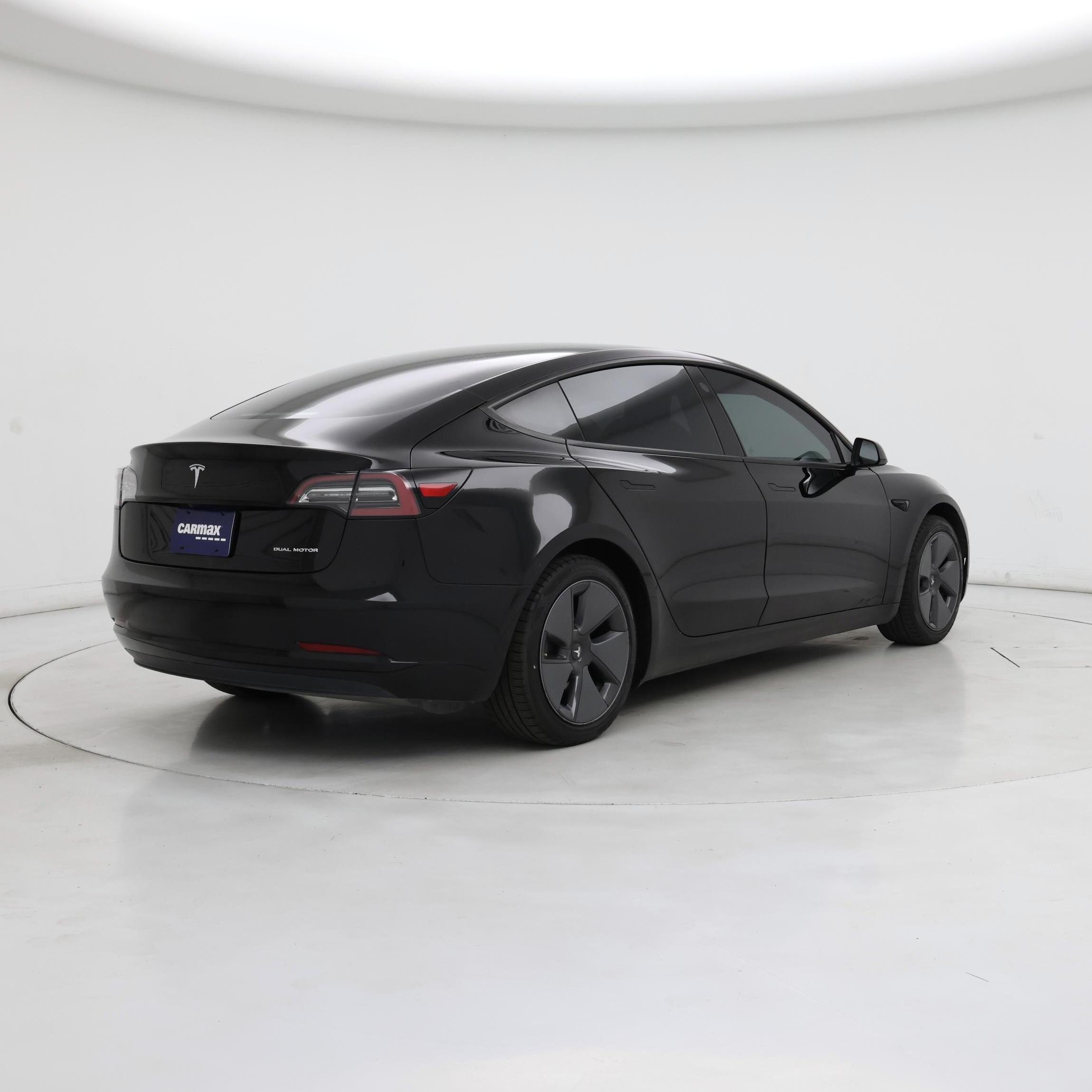 Thumbnail: 2021 Tesla Model 3 - 8