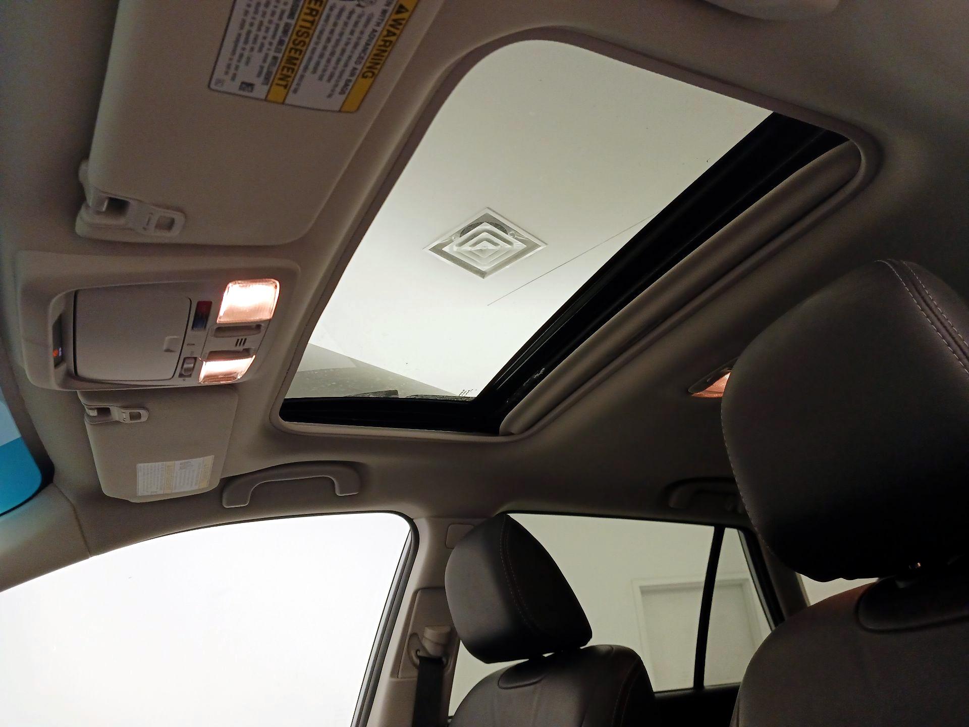 Thumbnail: 2017 Subaru Outback - 19