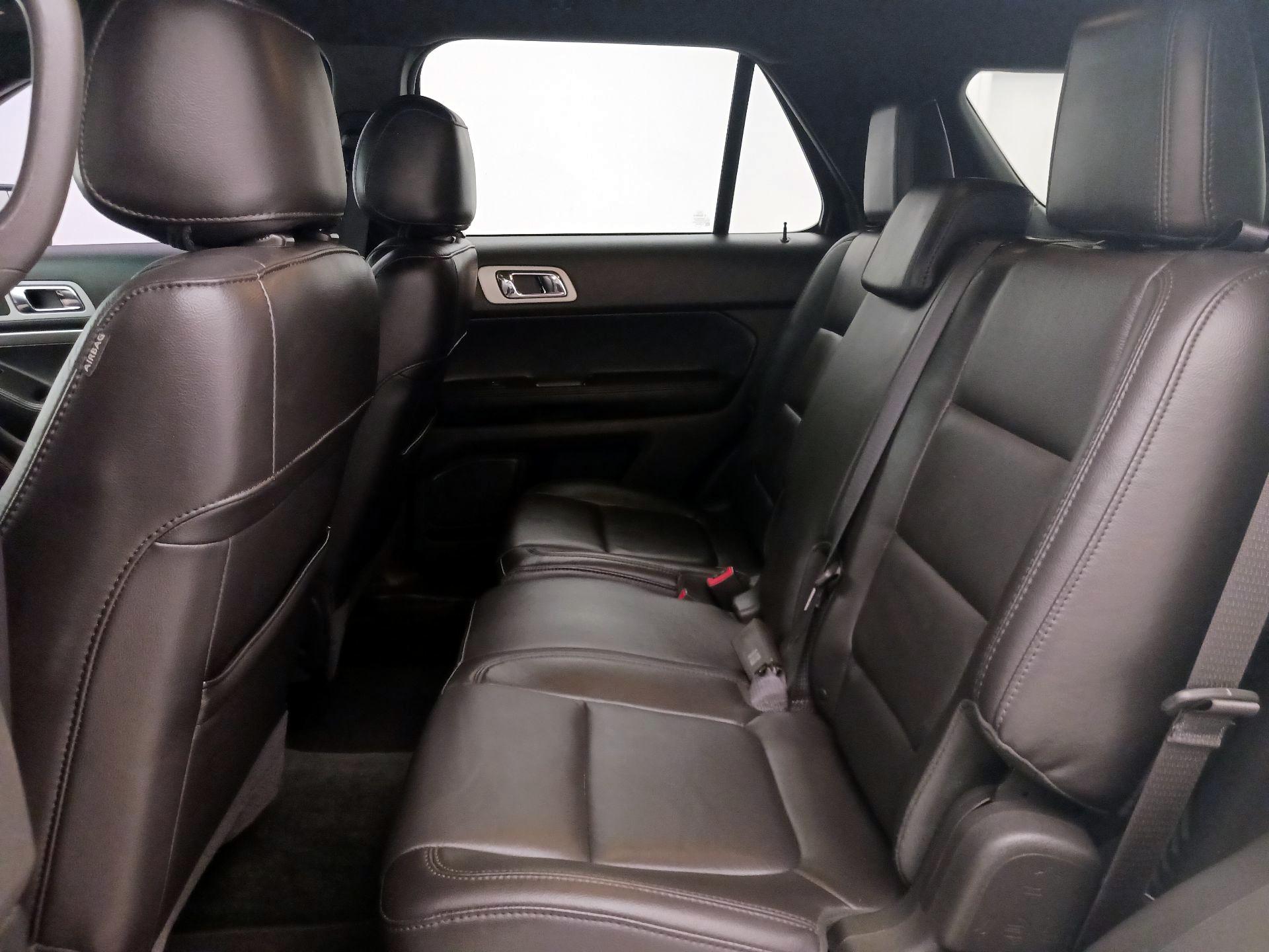Thumbnail: 2014 Ford Explorer - 19