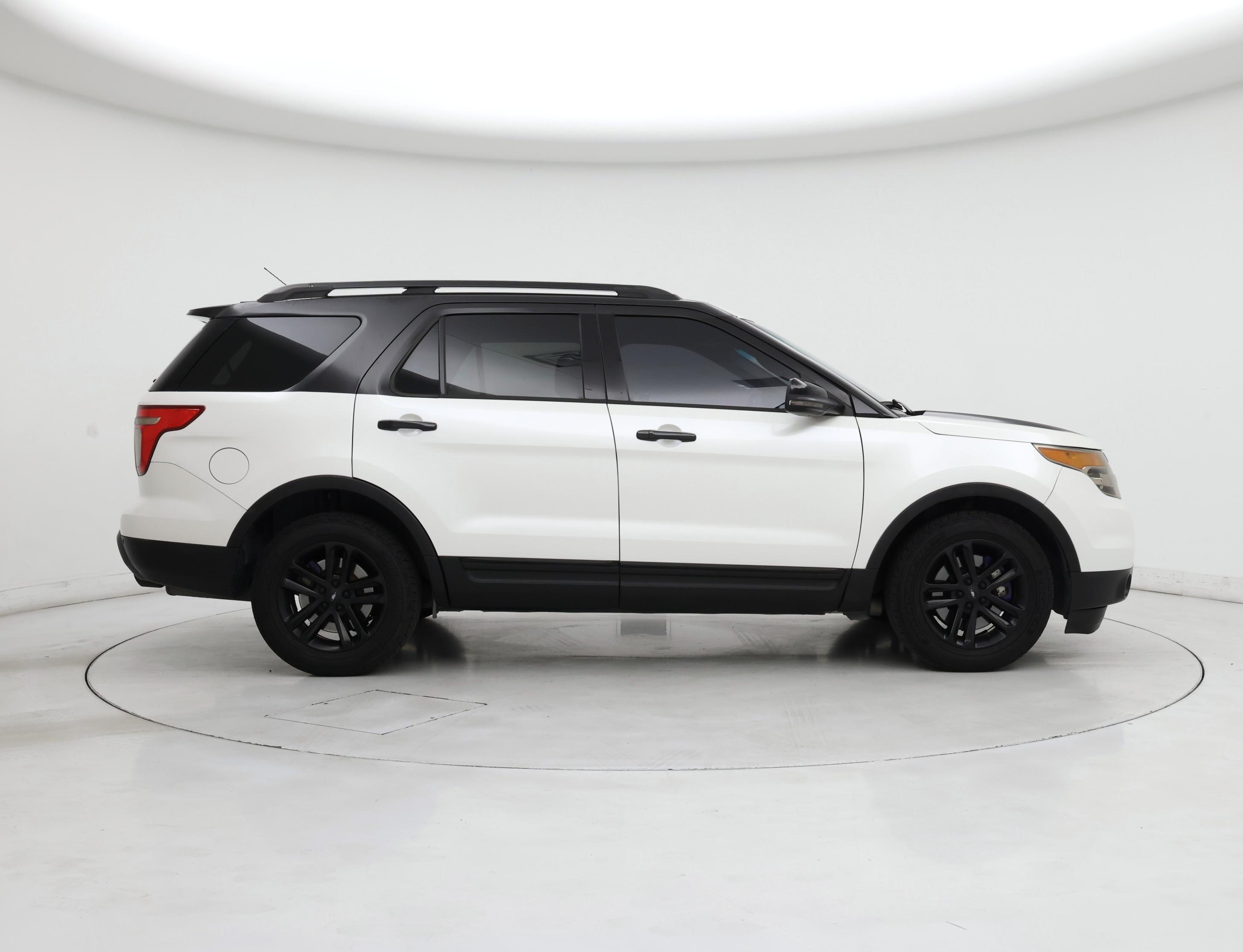 Thumbnail: 2014 Ford Explorer - 7