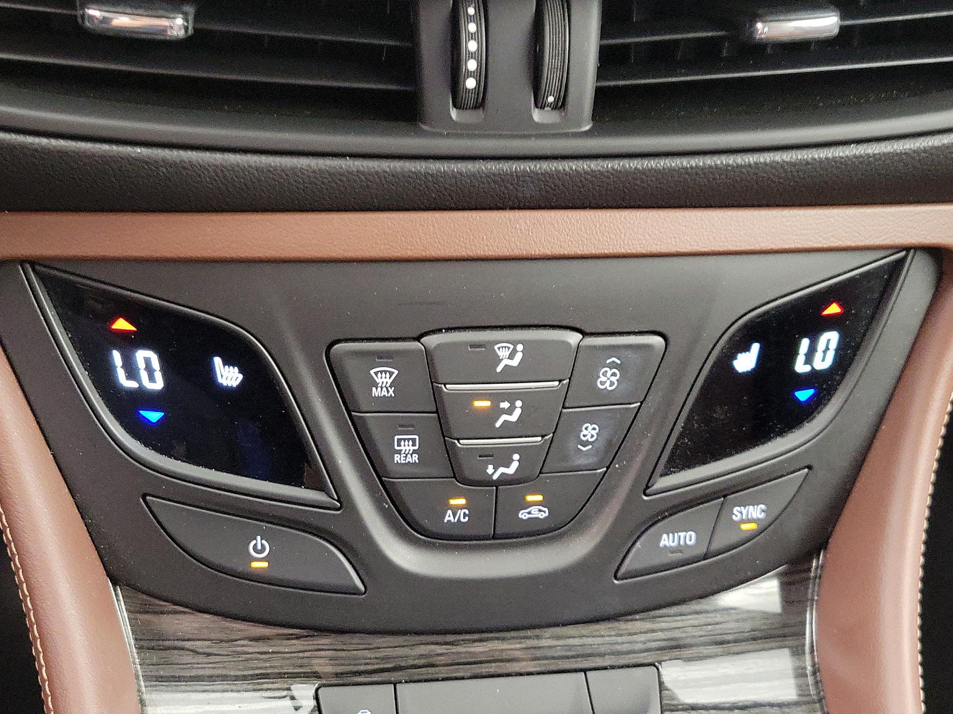 Thumbnail: 2017 Buick Envision - 17