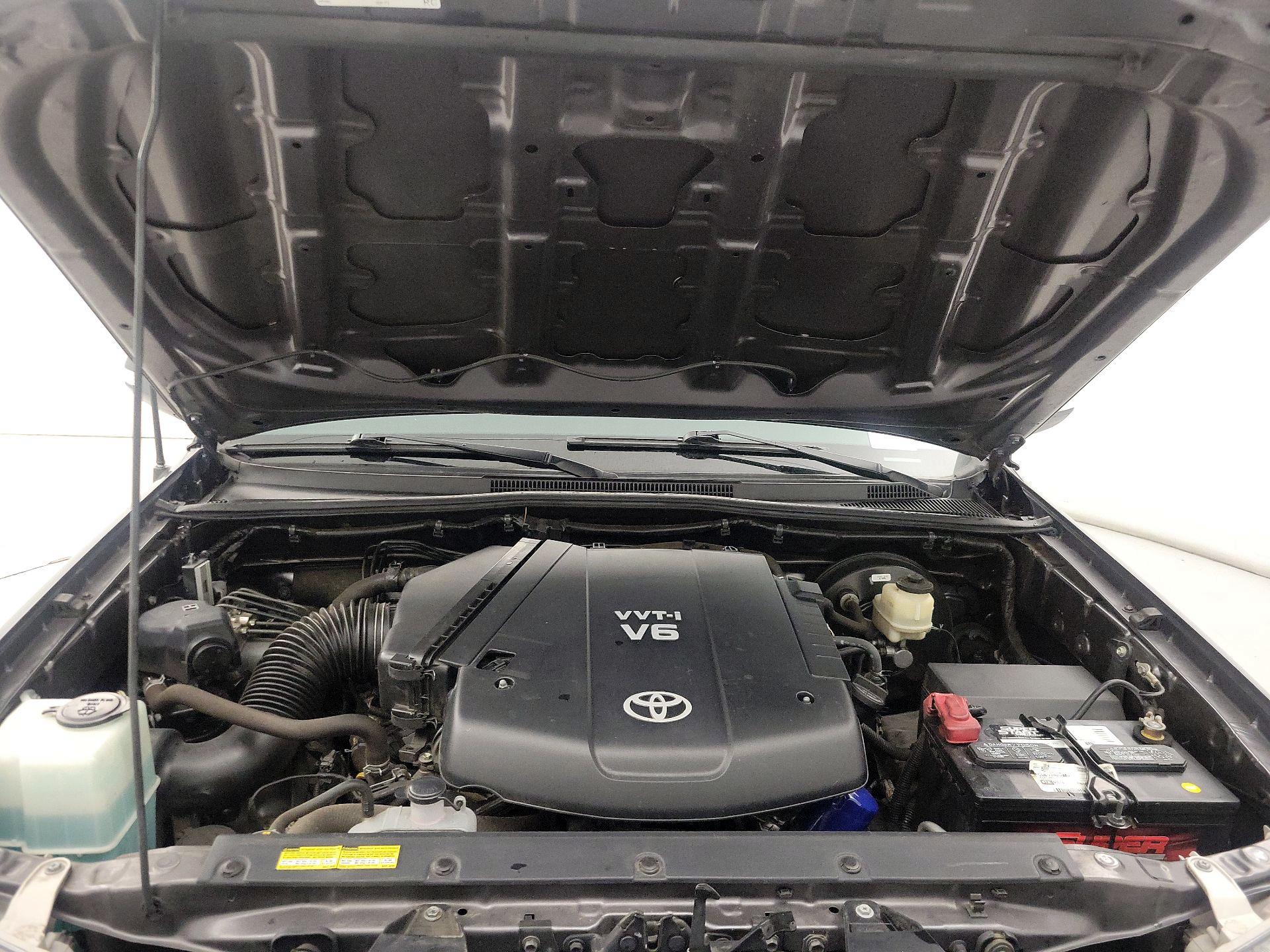 Thumbnail: 2014 Toyota Tacoma - 20