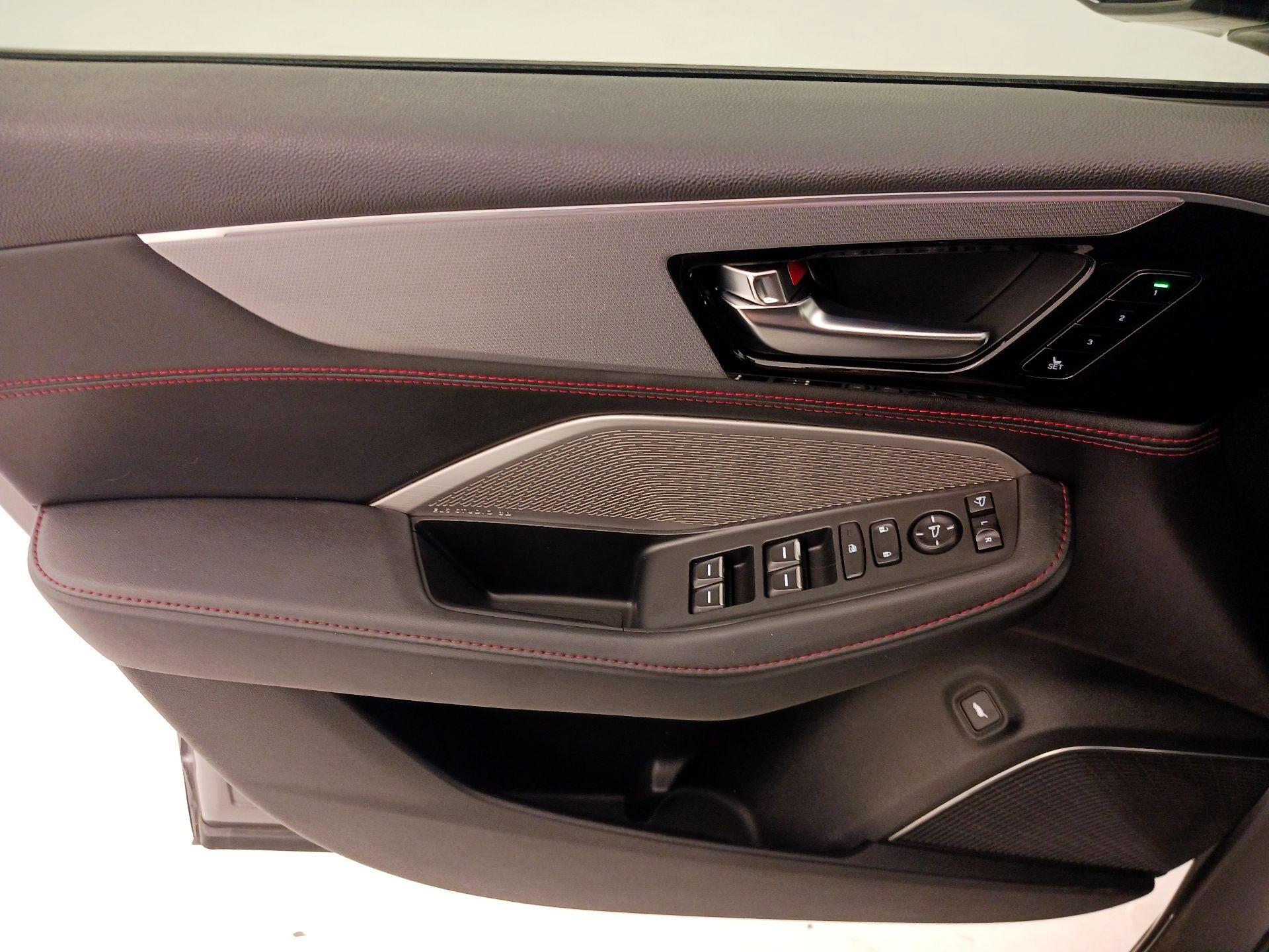 Thumbnail: 2023 Acura MDX - 12
