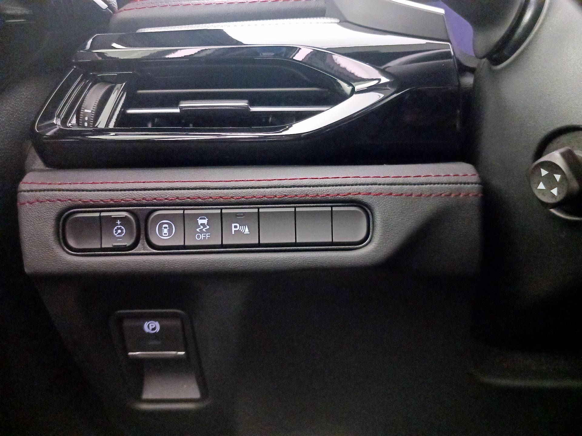 Thumbnail: 2023 Acura MDX - 13