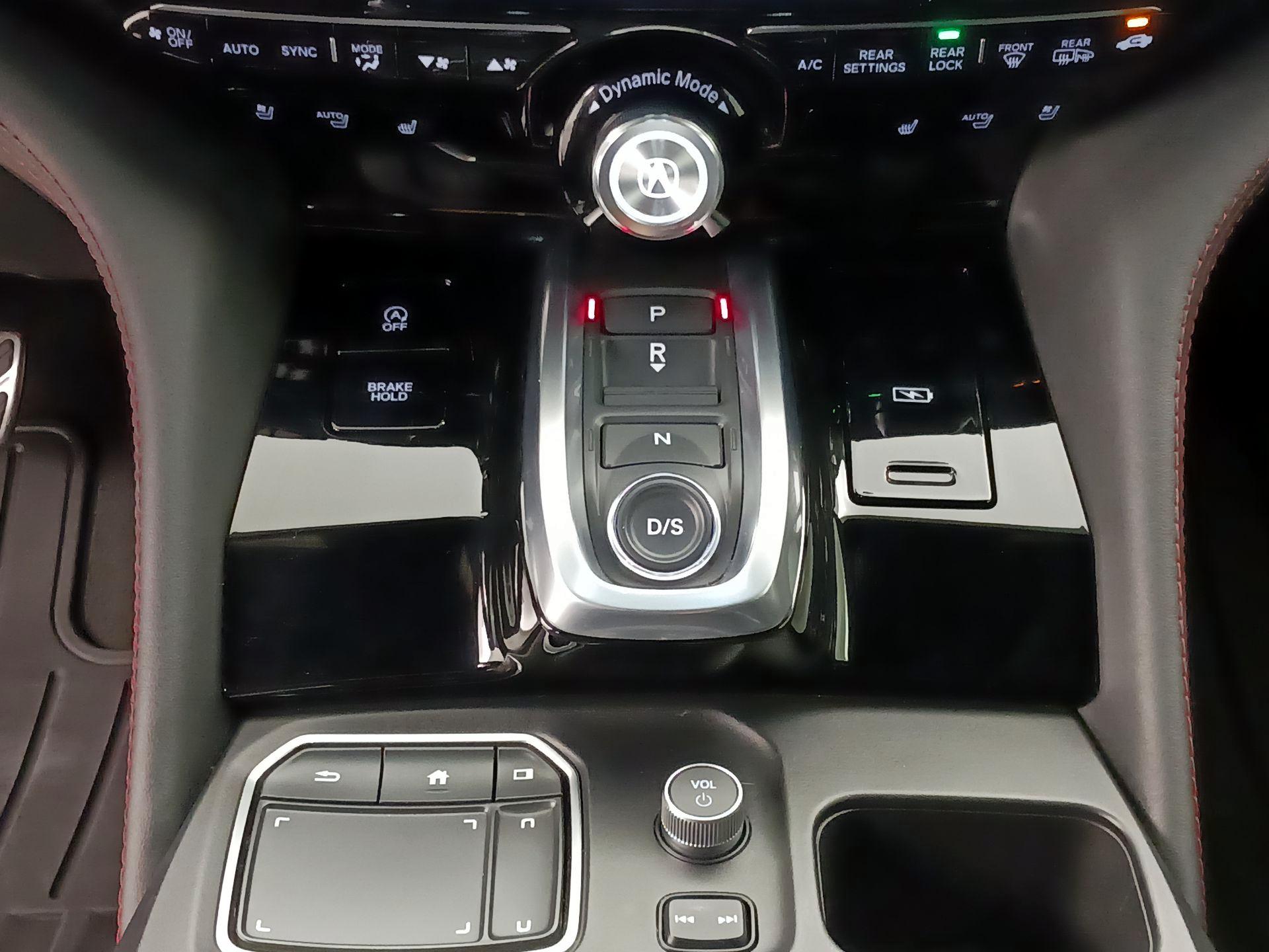 Thumbnail: 2023 Acura MDX - 18