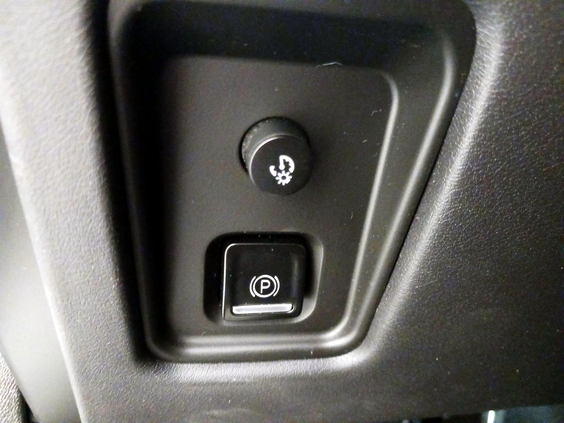 Thumbnail: 2022 Chevrolet Corvette - 13