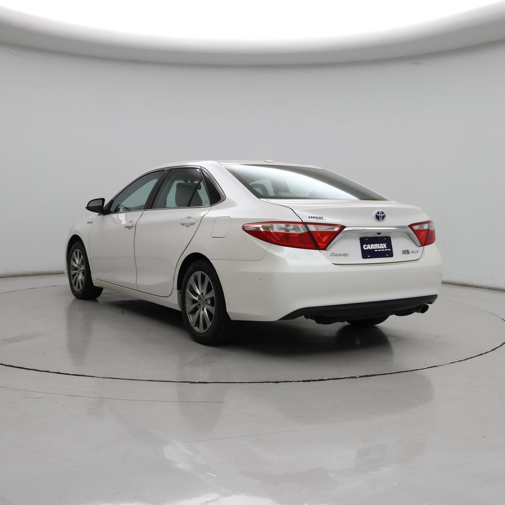 Thumbnail: 2016 Toyota Camry - 2