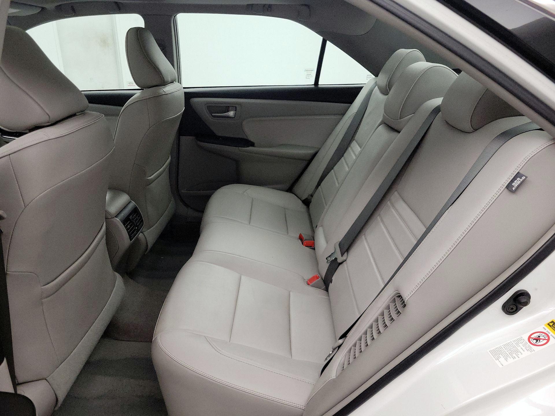 Thumbnail: 2016 Toyota Camry - 20
