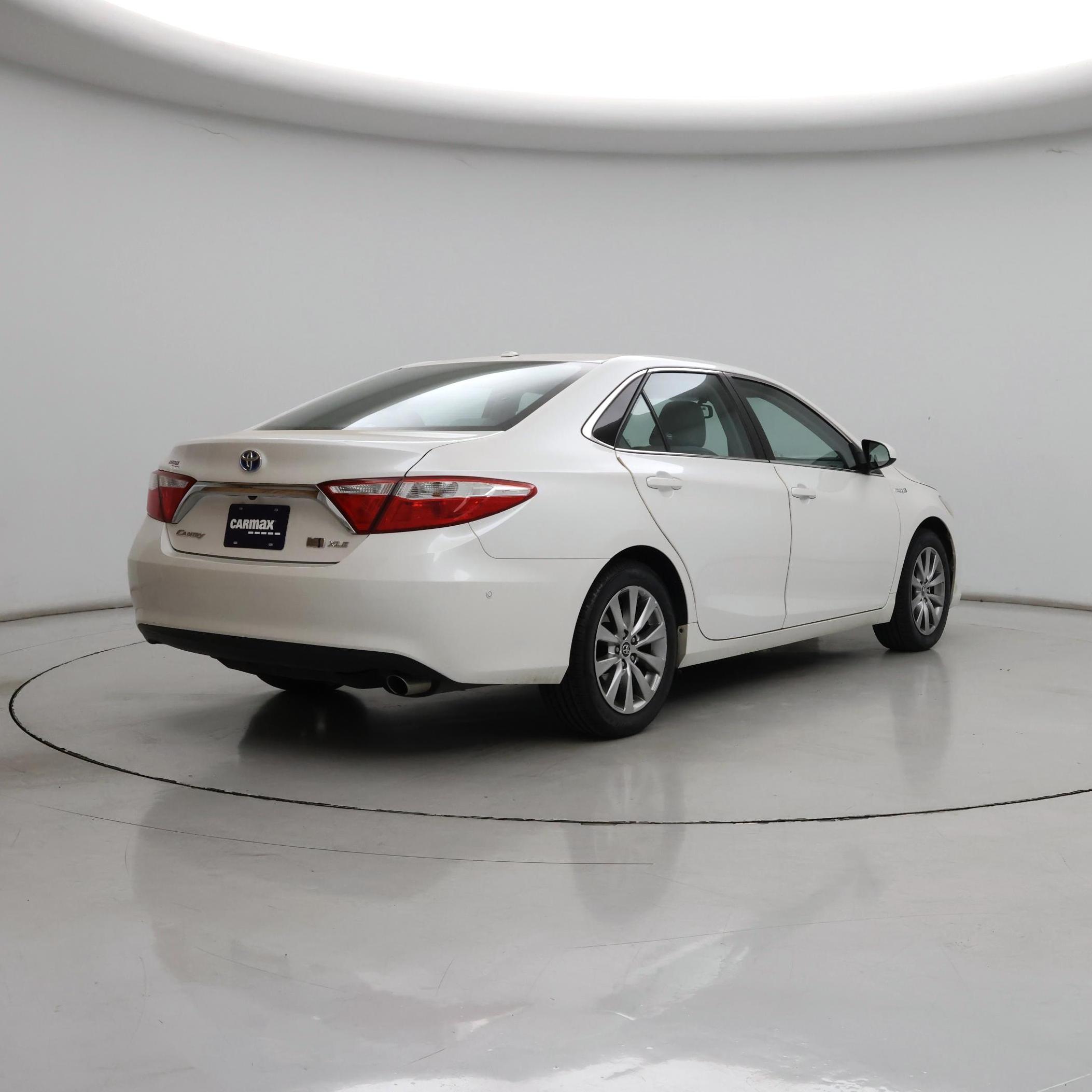 Thumbnail: 2016 Toyota Camry - 8