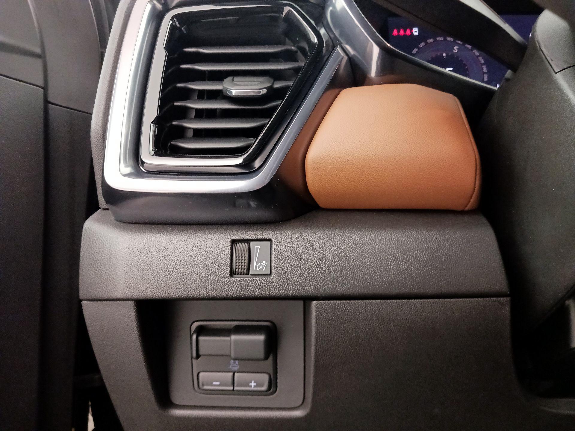 Thumbnail: 2024 GMC Canyon - 13