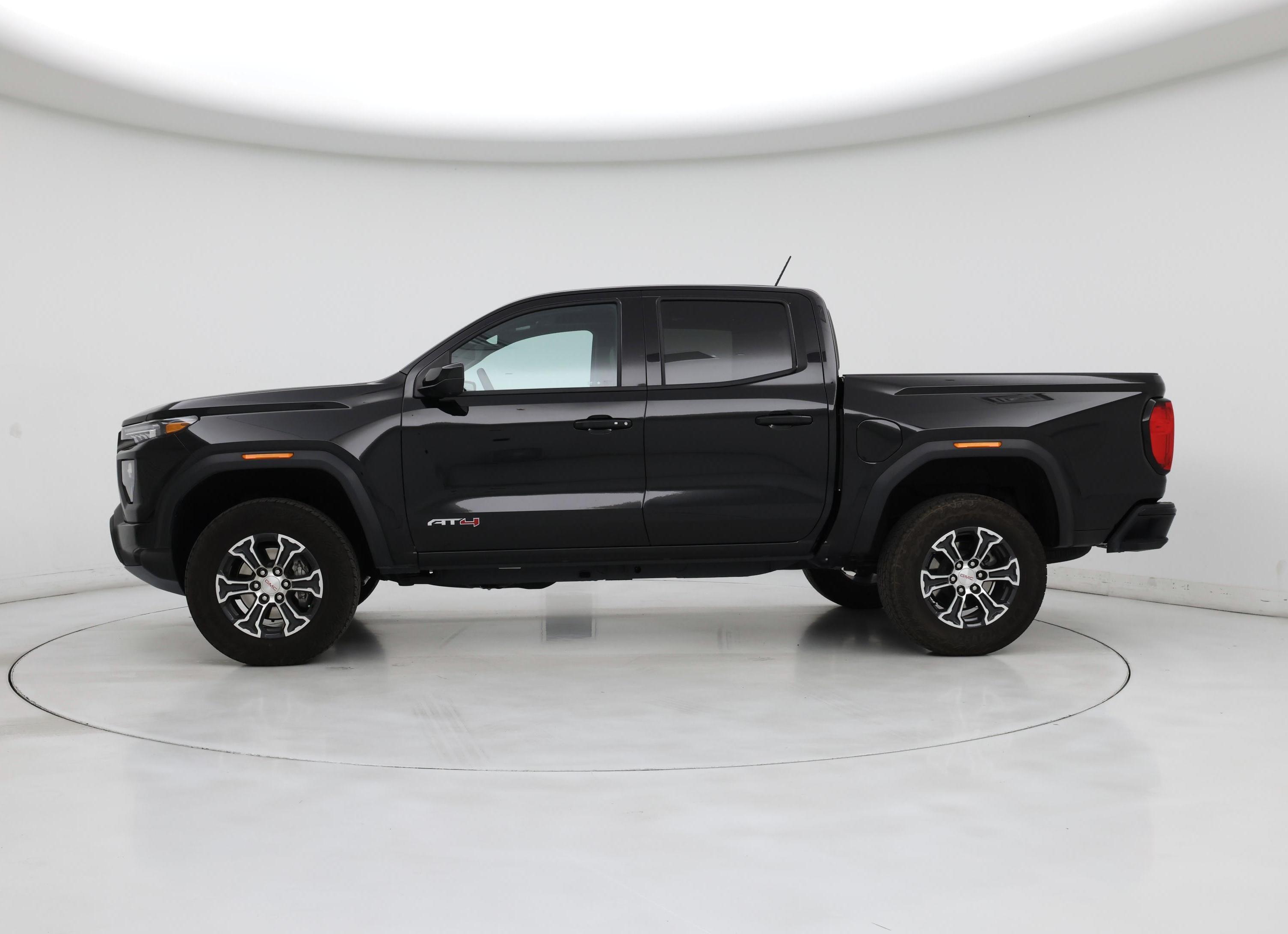 Thumbnail: 2024 GMC Canyon - 3