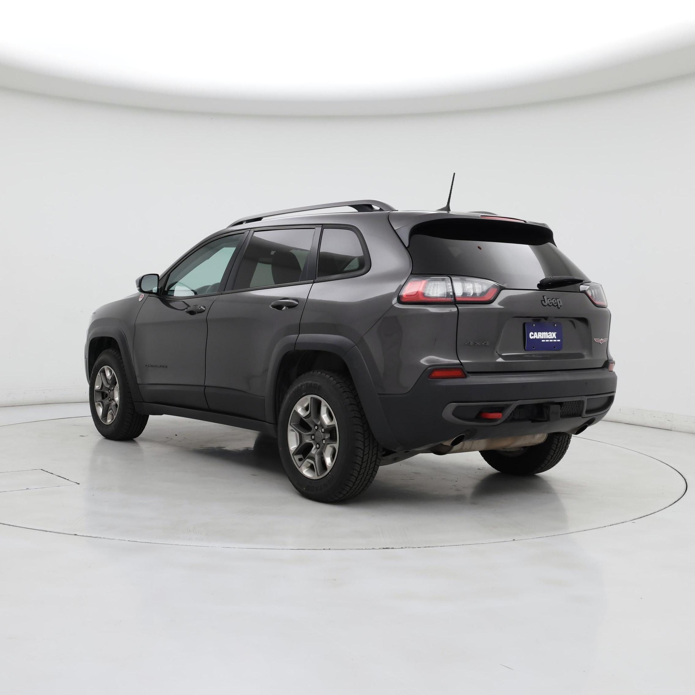 Thumbnail: 2019 Jeep Cherokee - 2