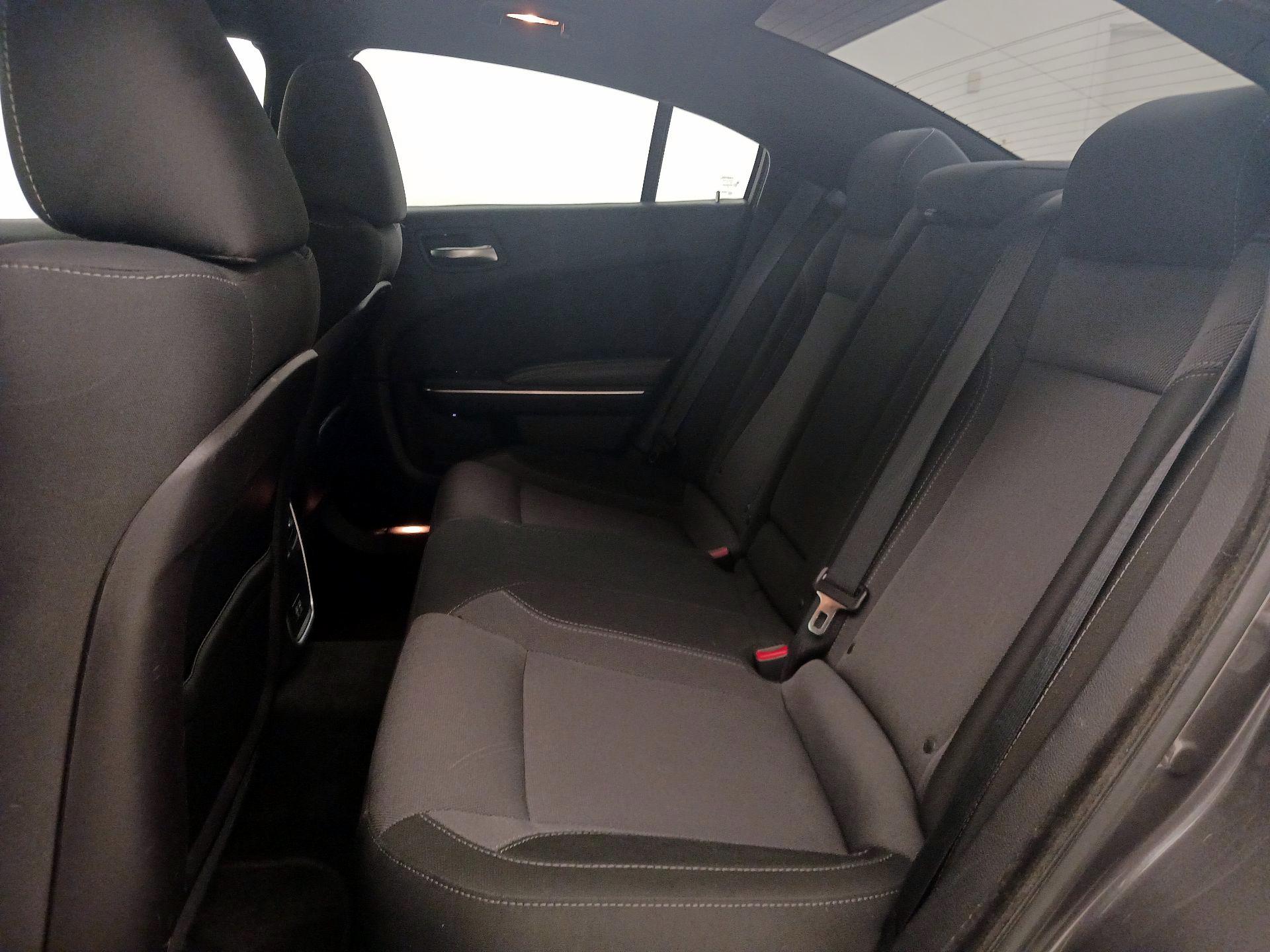 Thumbnail: 2016 Dodge Charger - 18