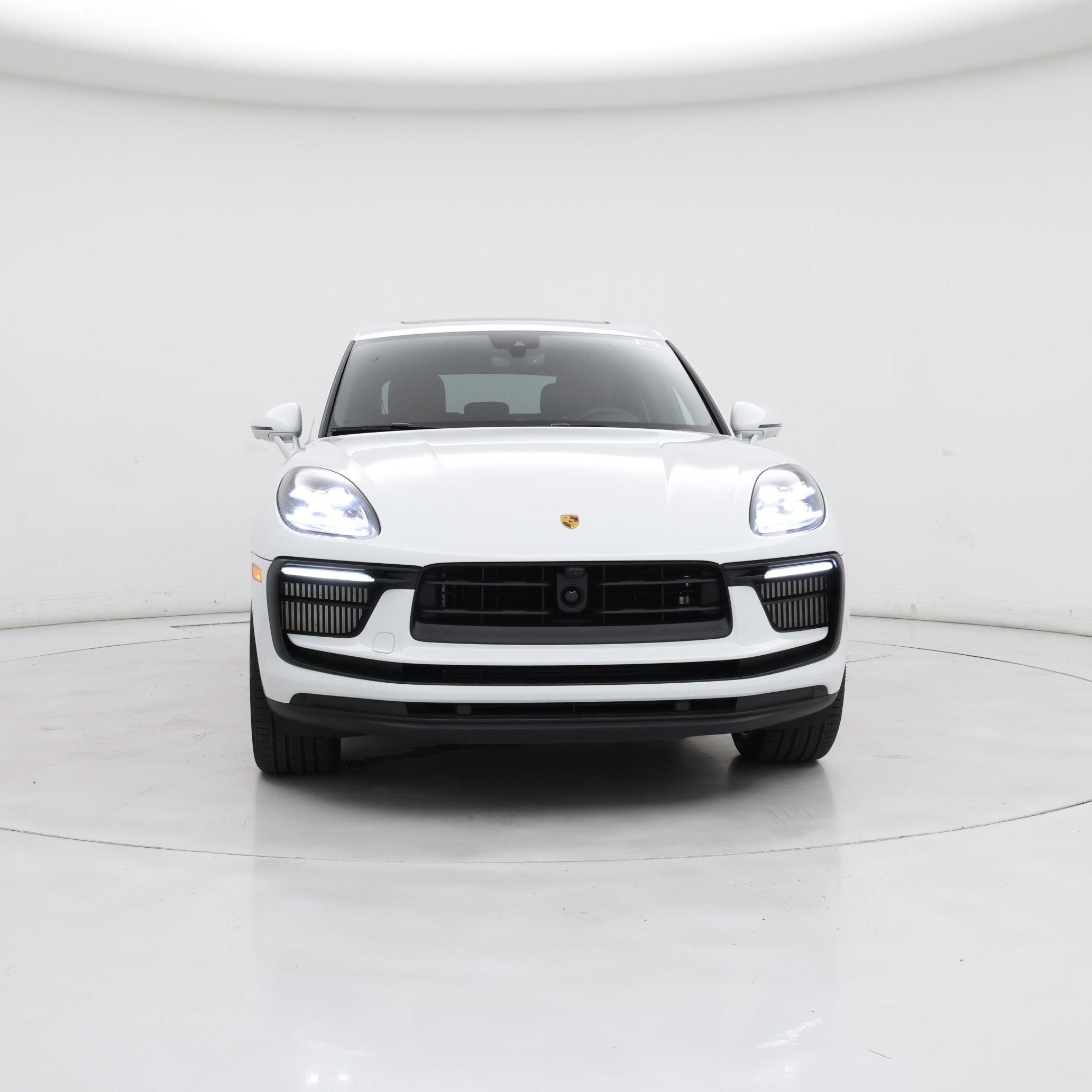 Thumbnail: 2023 Porsche Macan - 5