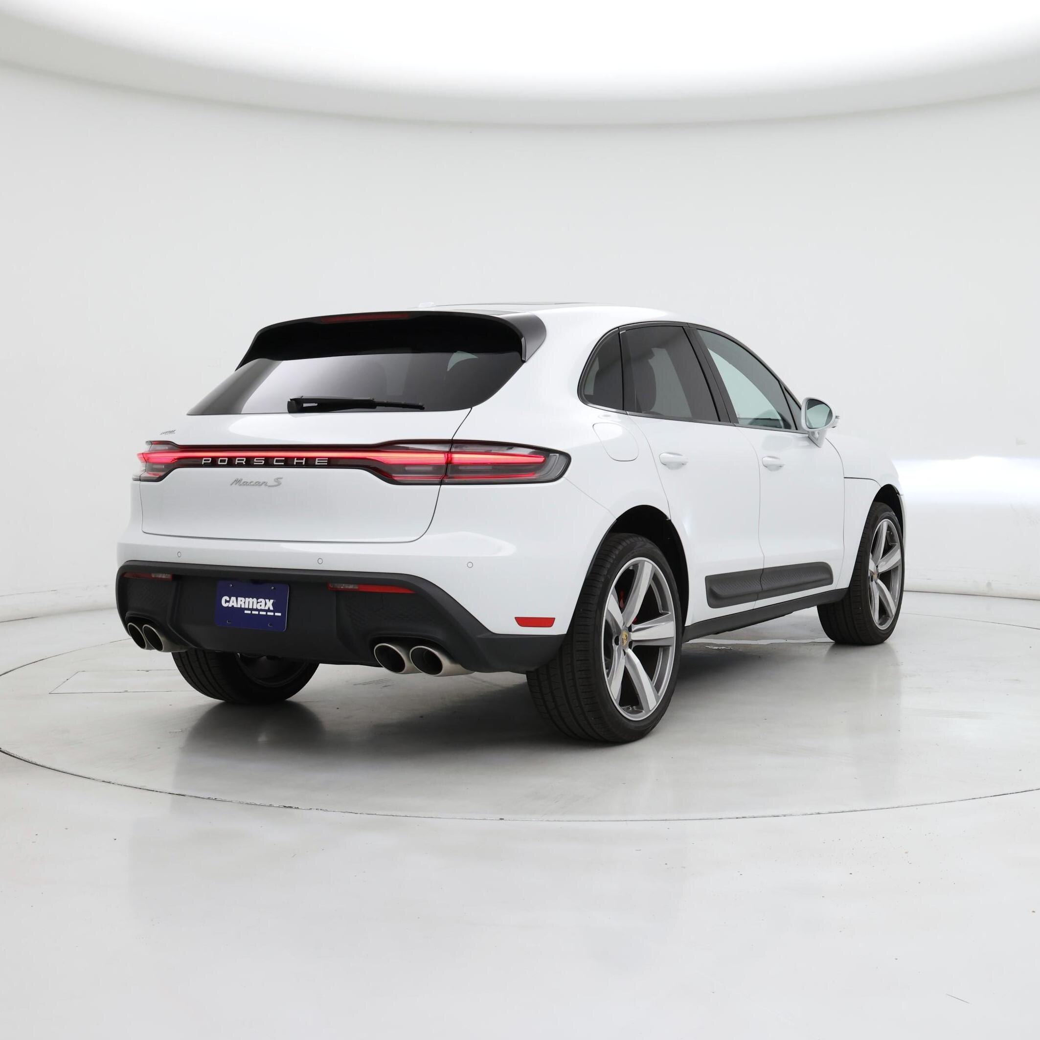 Thumbnail: 2023 Porsche Macan - 8