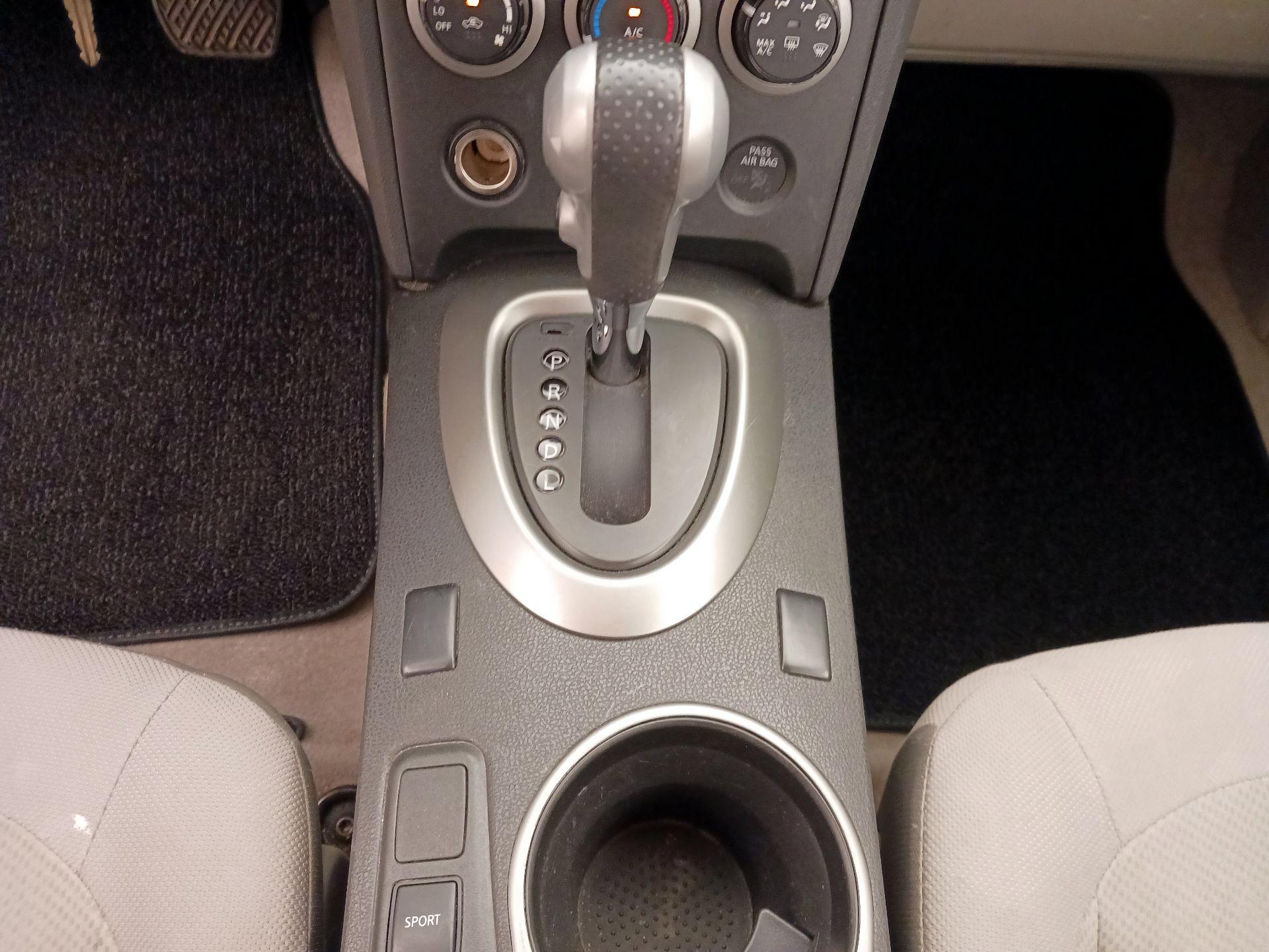 Thumbnail: 2014 Nissan Rogue - 17