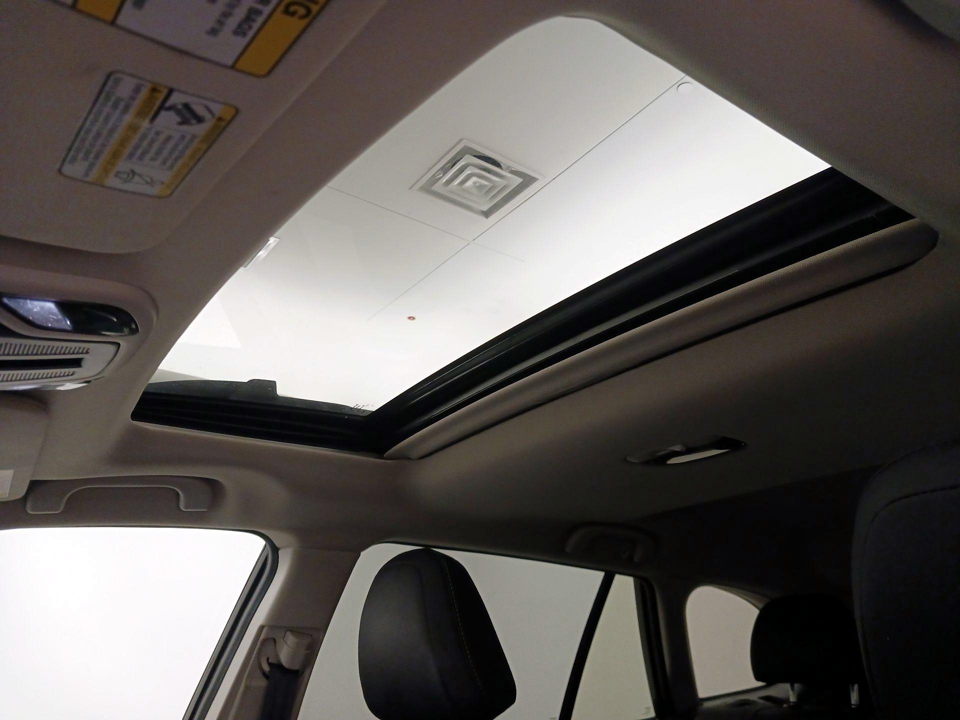 Thumbnail: 2022 Subaru Outback - 18