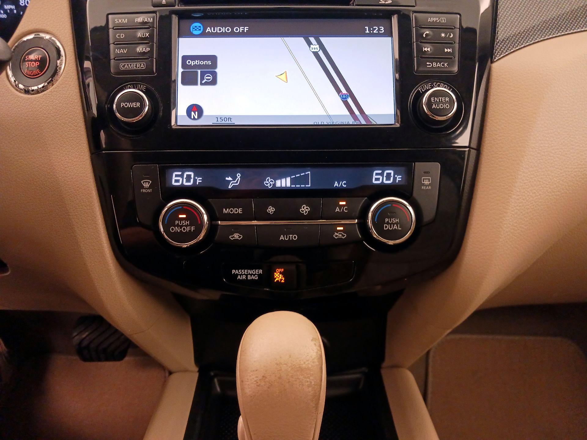 Thumbnail: 2014 Nissan Rogue - 17