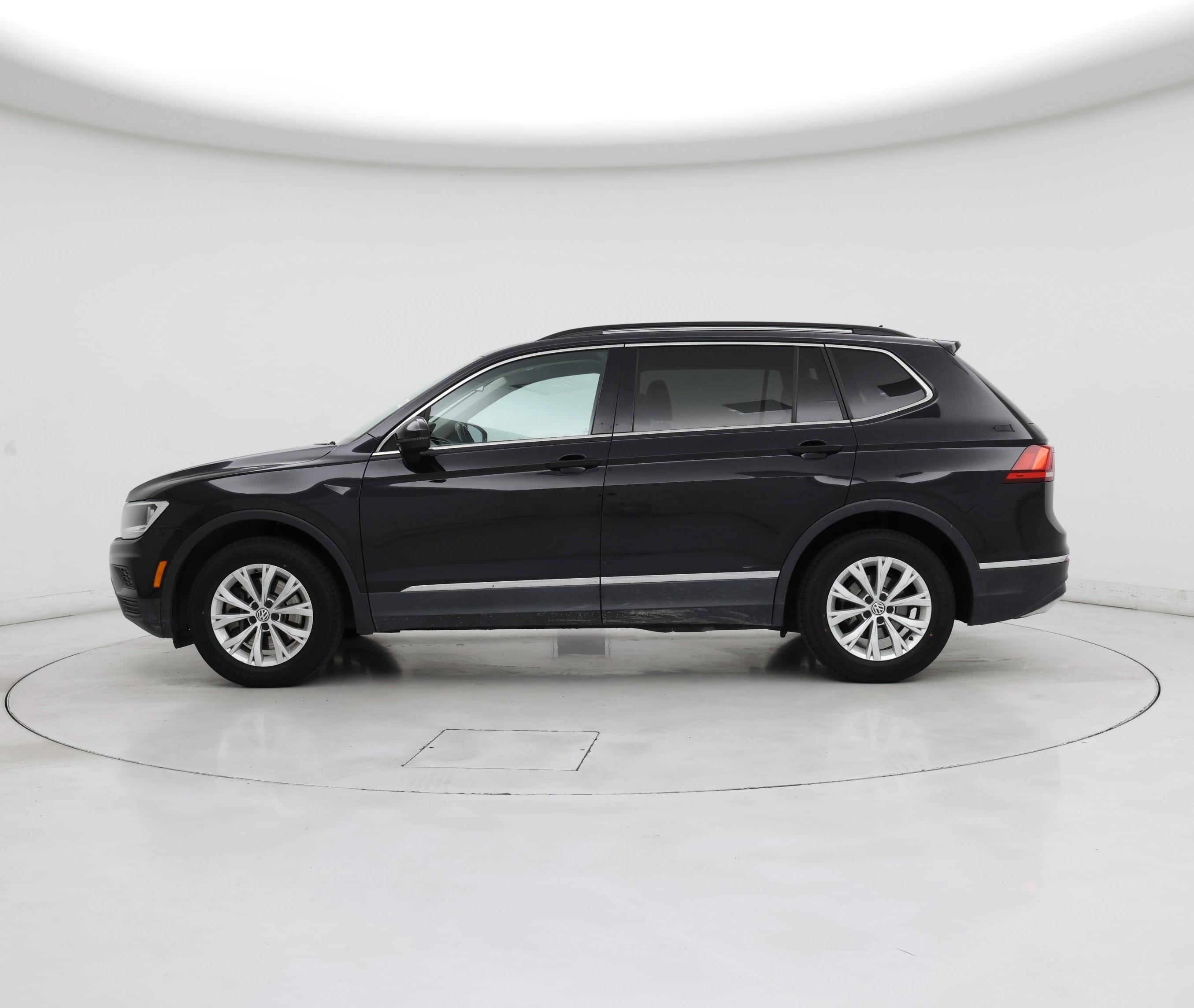 Thumbnail: 2018 Volkswagen Tiguan - 3