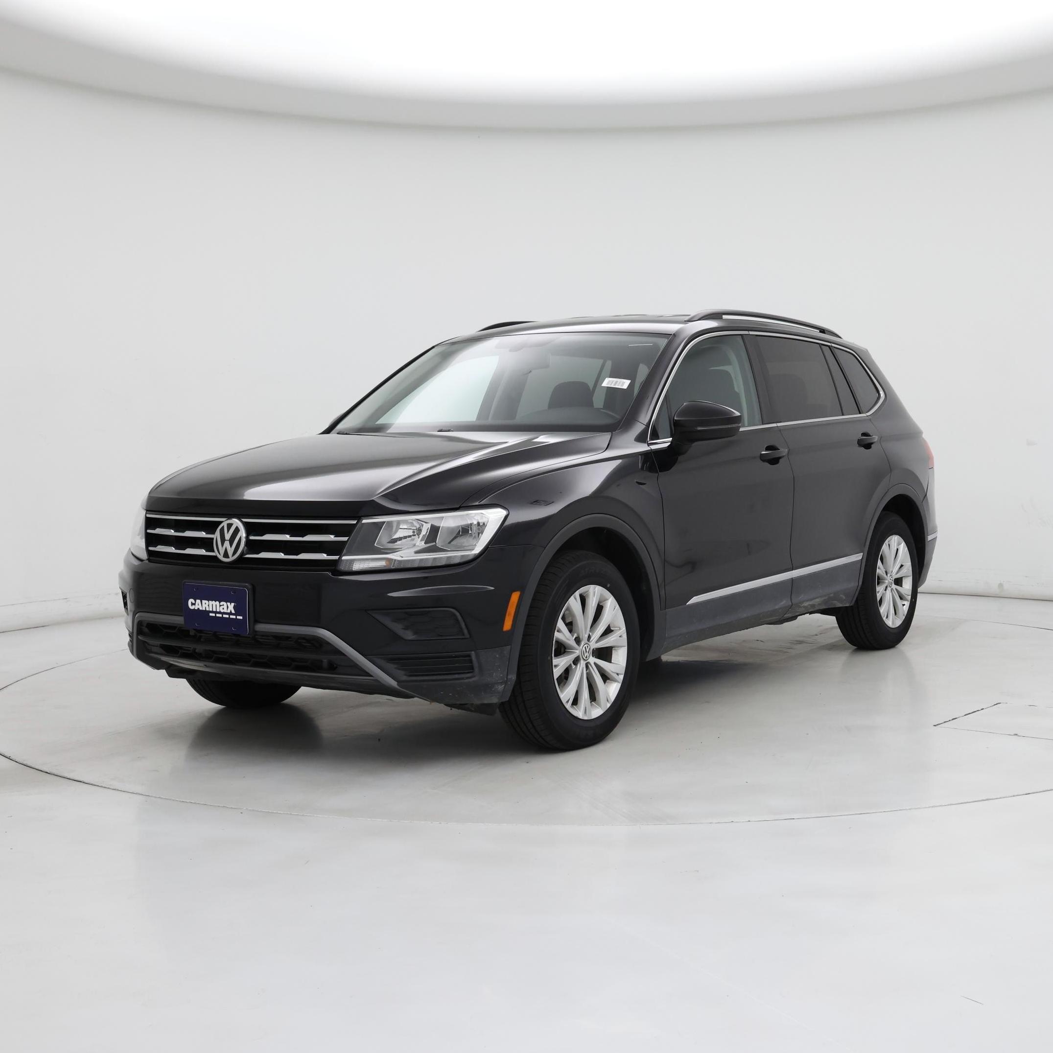 Thumbnail: 2018 Volkswagen Tiguan - 4