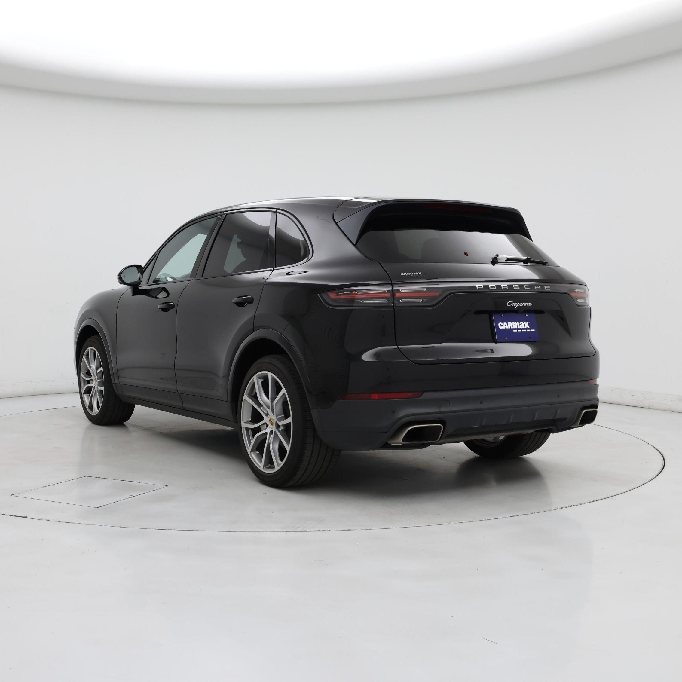 Thumbnail: 2019 Porsche Cayenne - 2