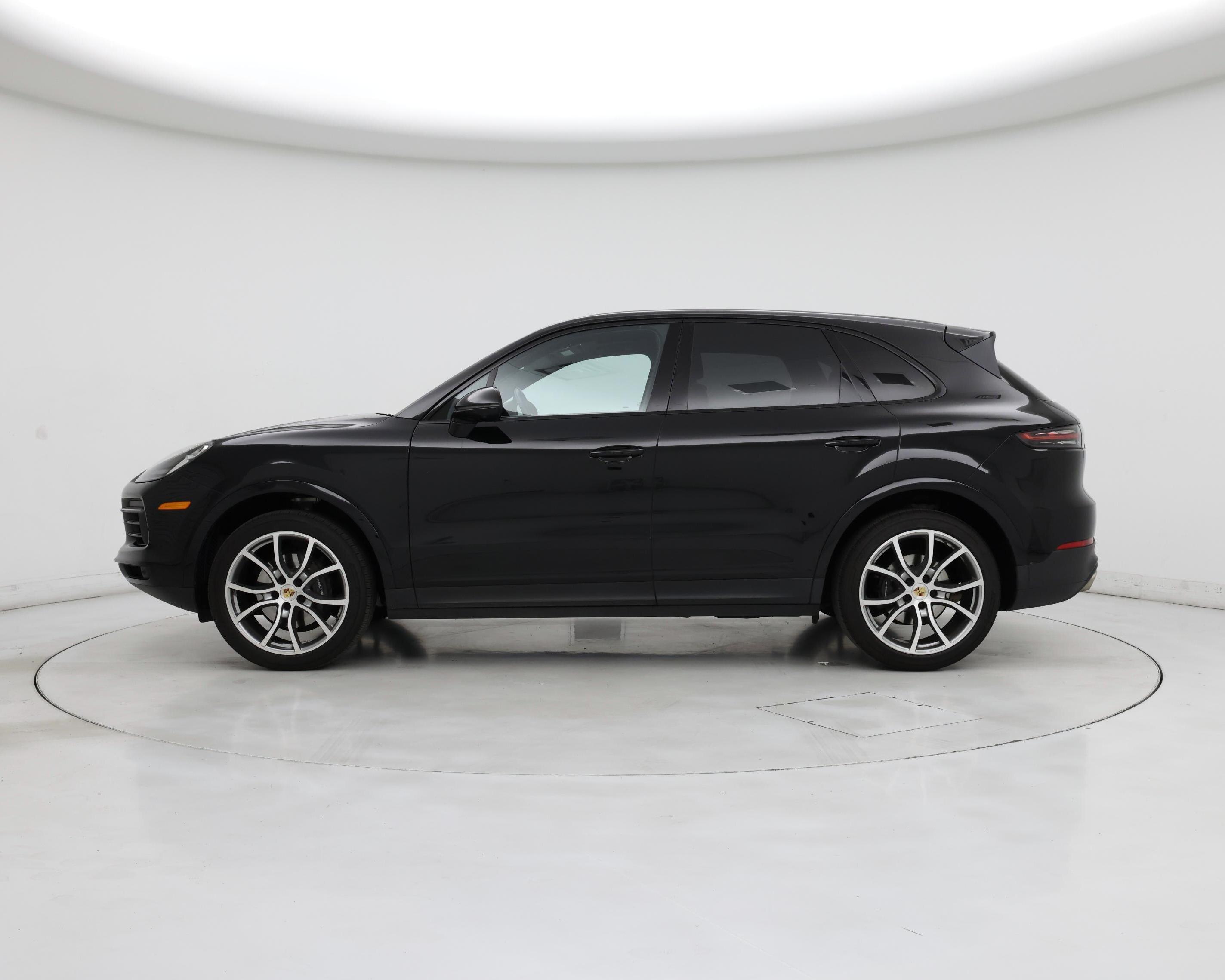 Thumbnail: 2019 Porsche Cayenne - 3