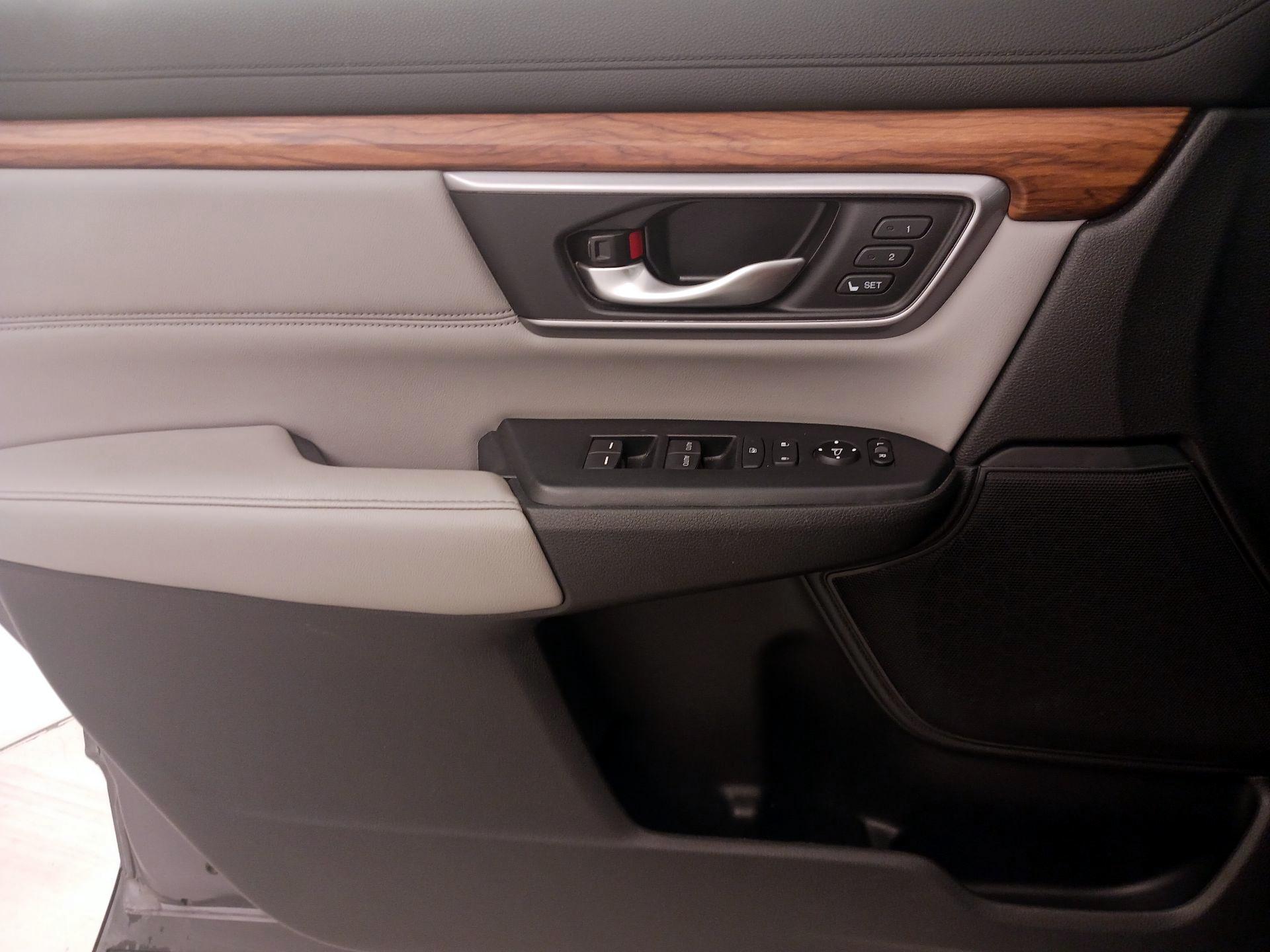 Thumbnail: 2017 Honda CR-V - 12