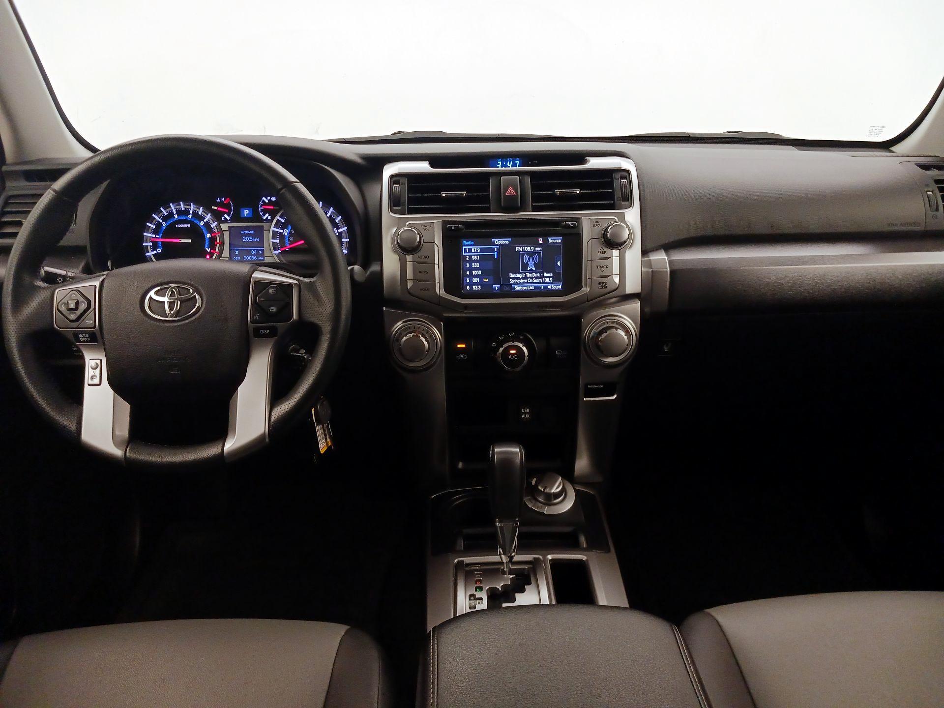 Thumbnail: 2016 Toyota 4Runner - 9